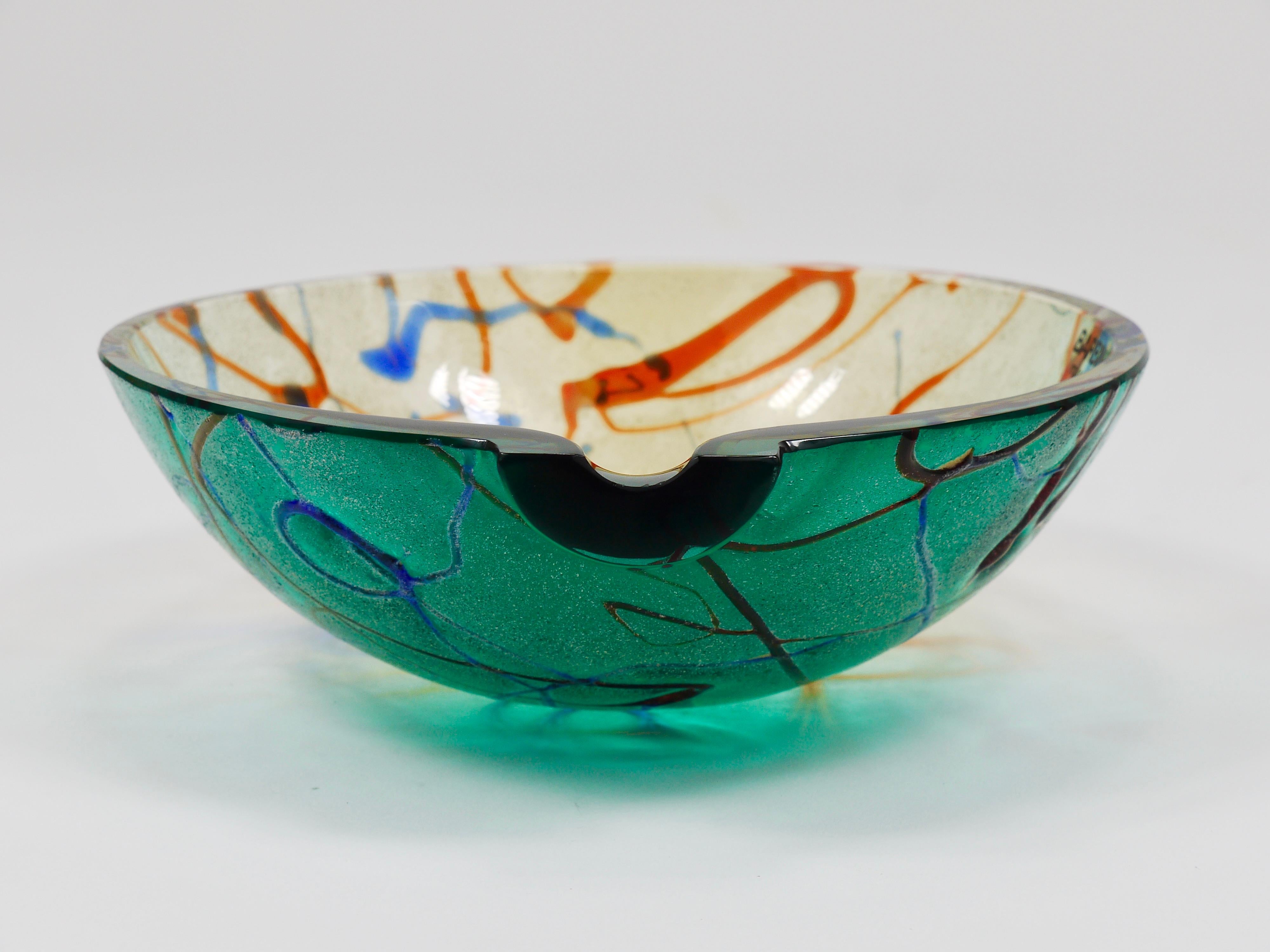 Alfredo Barbini Signierte Murano Kunstglasschale oder Aschenbecher, Italien, 1970er Jahre im Angebot 2