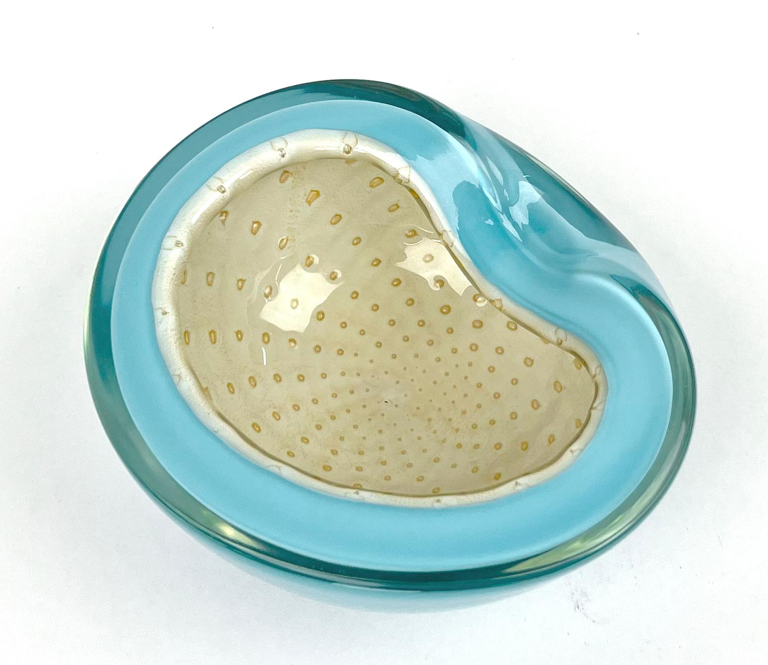 Alfredo Barbini Cuenco de Murano Glass Sommerso con Bullicante y Motas Polveri Doradas en Excelente estado para la venta en Soquel, CA