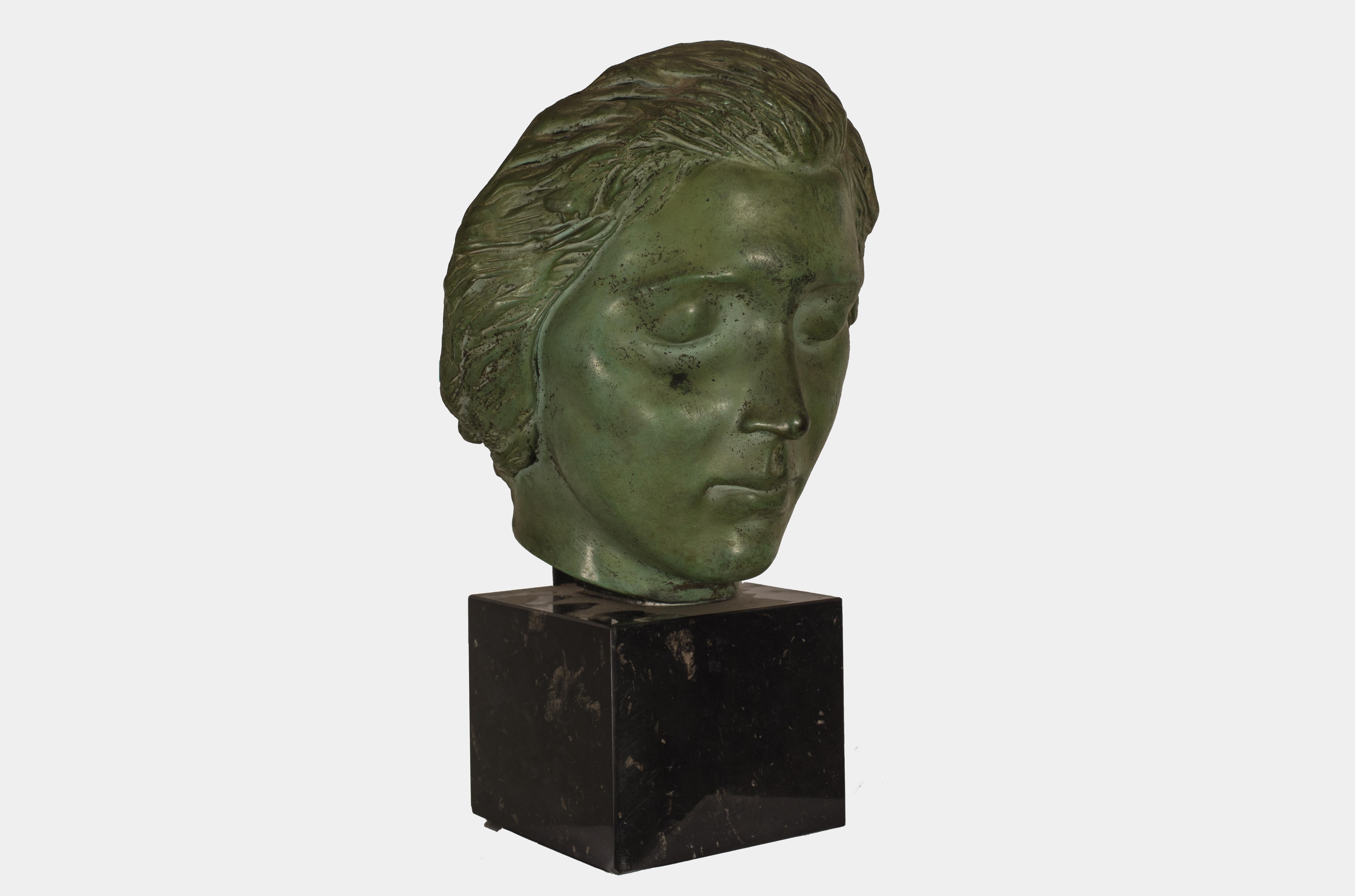 Female face - Other Art Style Sculpture by Alfredo Biagini