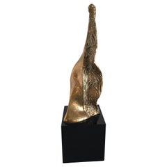 Sculpture abstraite en bronze sur socle en lucite d'Alfredo Burlini