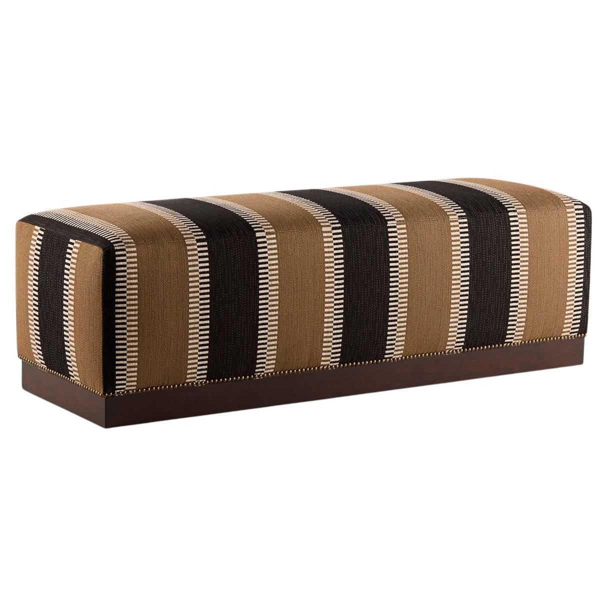 Alfredo Paredes Lucas bench