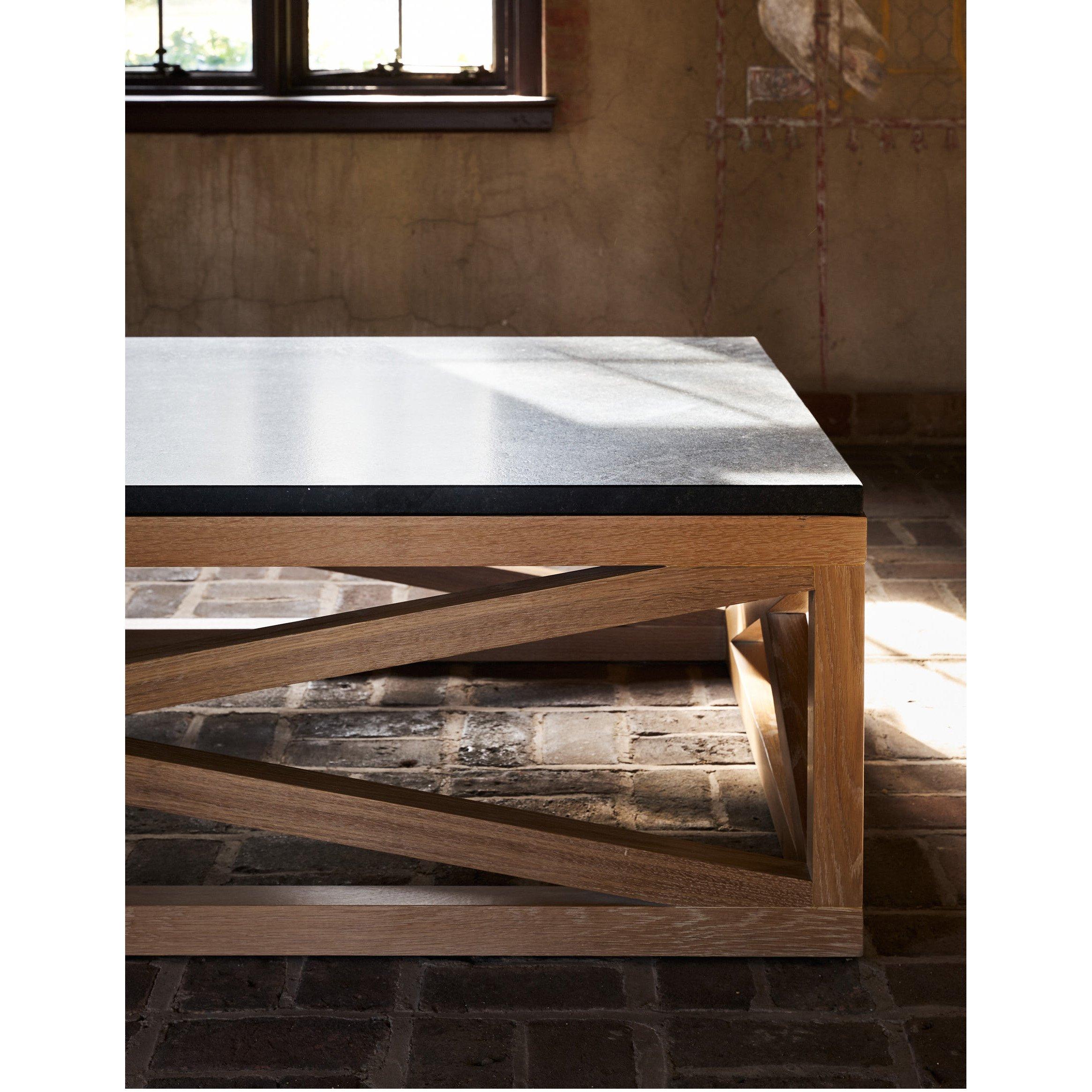 Américain Table basse Mateo par Alfredo Paredes - 54 x 54 en vente
