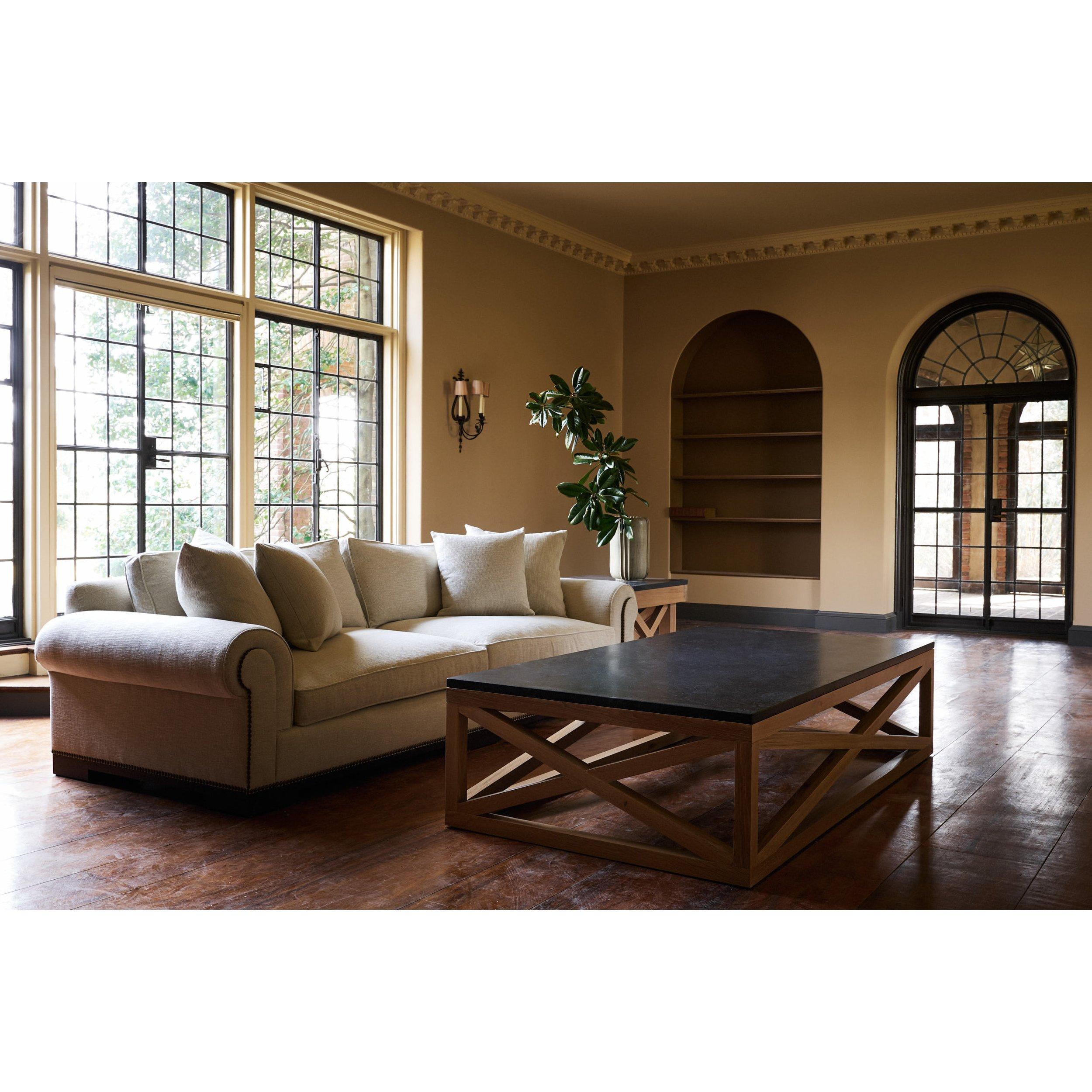 Chêne Table basse Mateo par Alfredo Paredes - 54 x 54 en vente