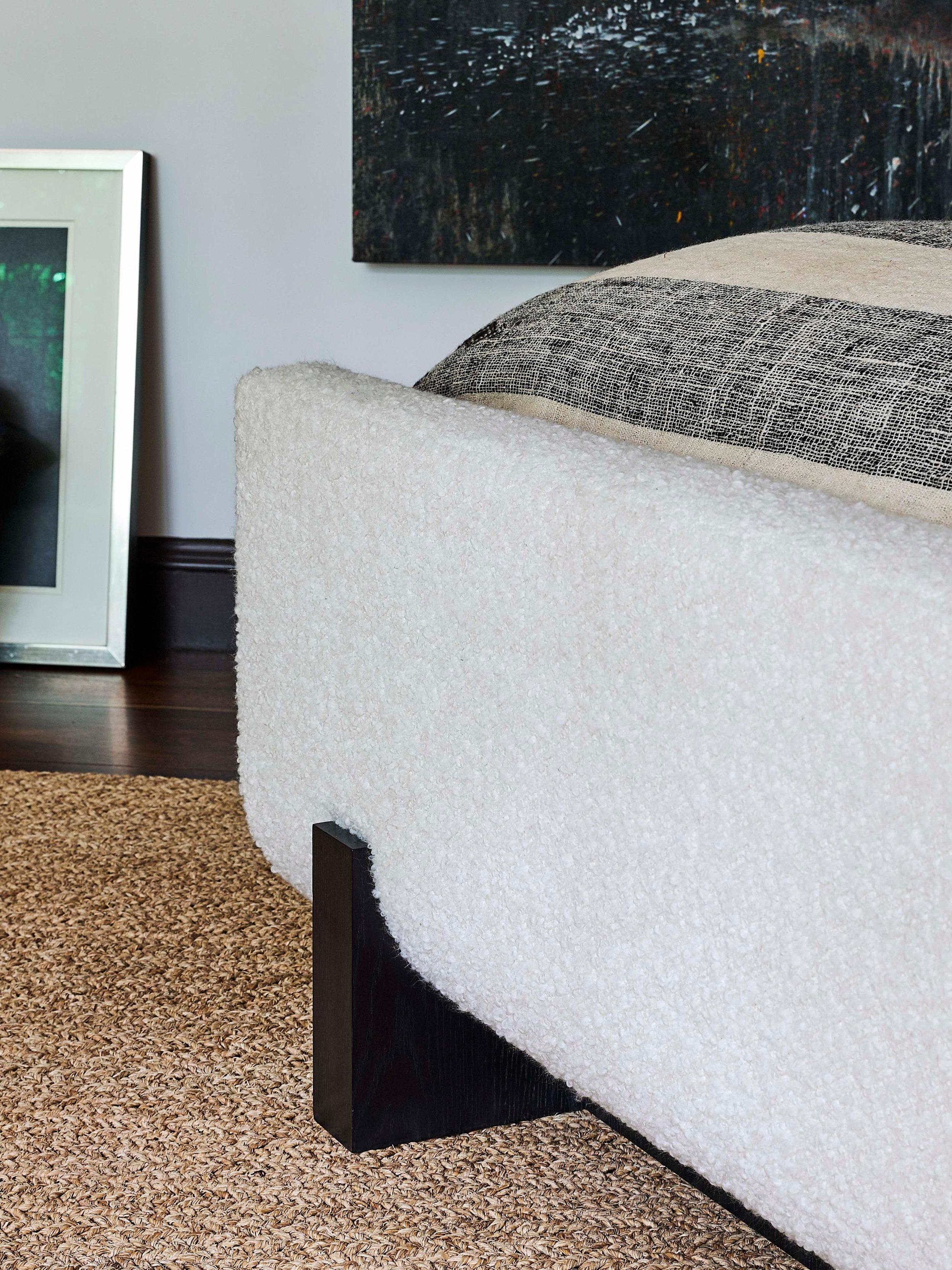 Contemporary Alfredo Paredes Obispo Bed - King For Sale