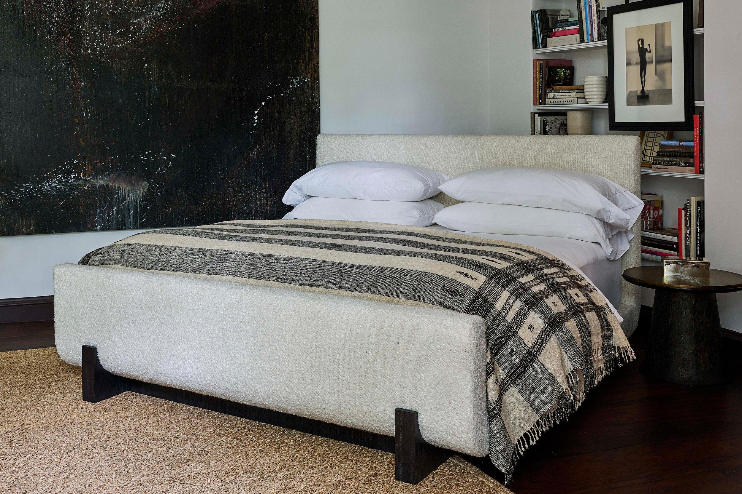 Alfredo Paredes Obispo Bed - King For Sale 1