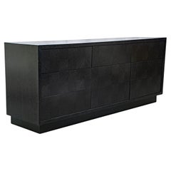 Alfredo Paredes Obispo Dresser