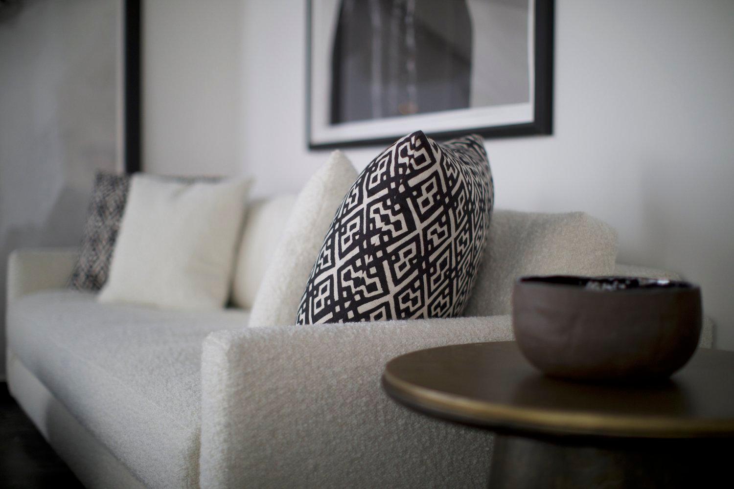 Contemporary Alfredo Paredes Obispo Sofa For Sale