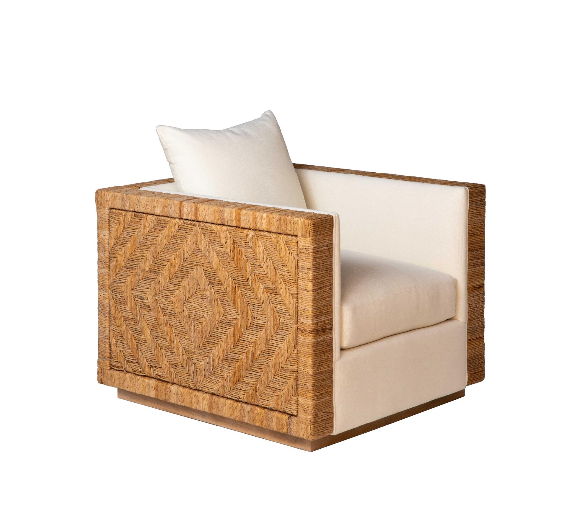 Silla de panel tejido San Miguel
W34” D38” H28”
Altura de los brazos: 71 cm (28