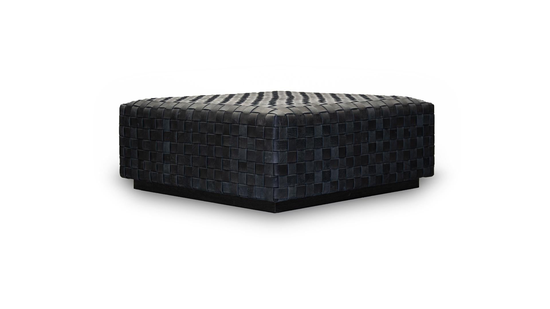 XXIe siècle et contemporain Alfredo Paredes Square Sevilla Ottoman tissé en vente