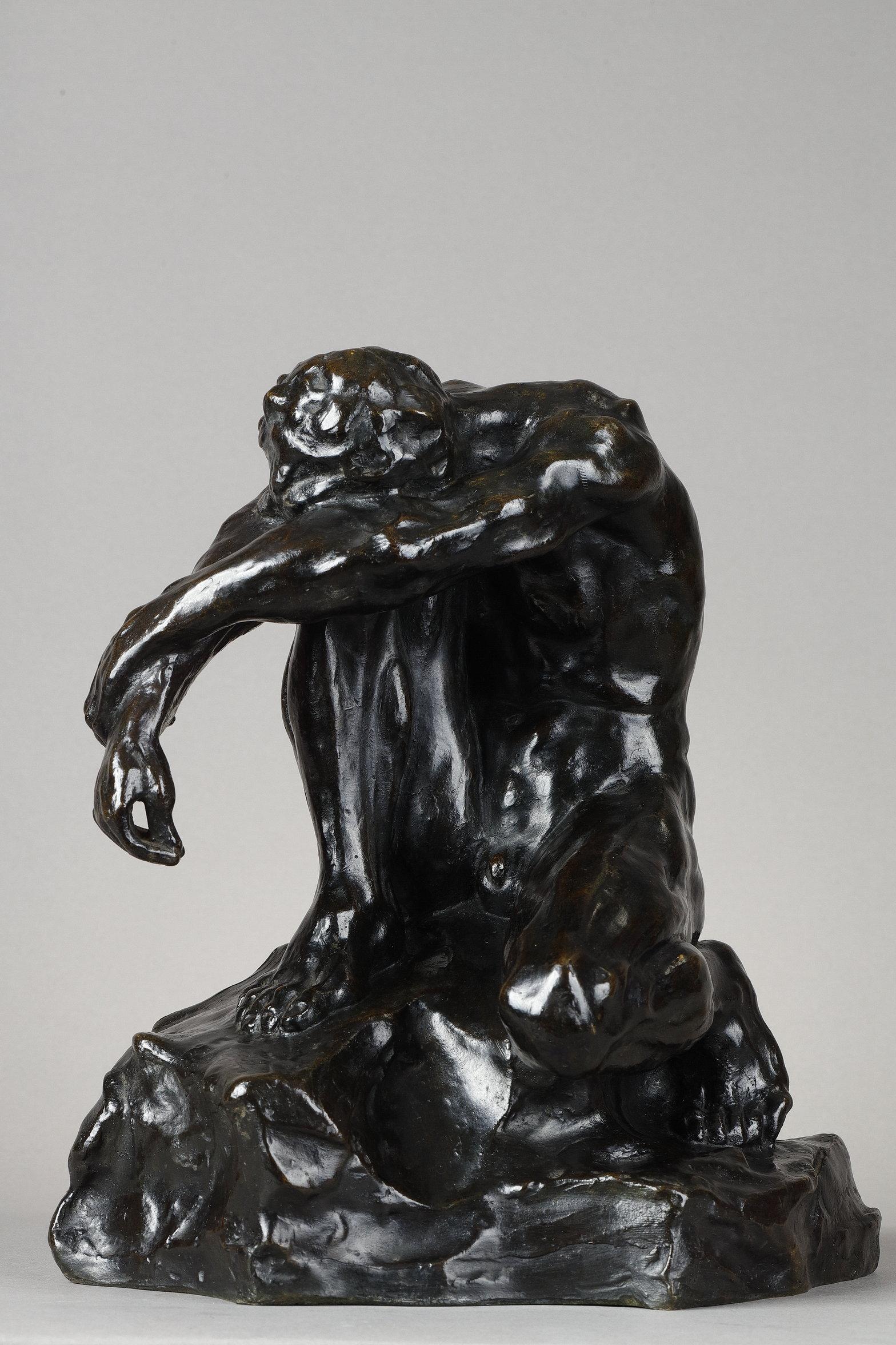 Alfredo Pina Figurative Sculpture - The Vanquished