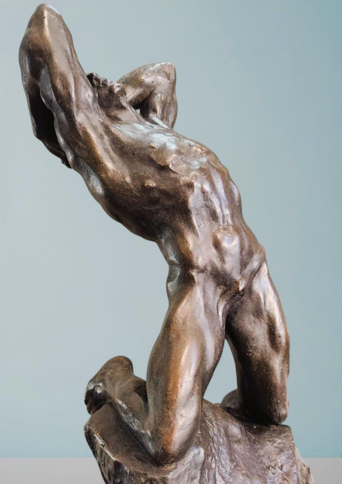 Extreme Effort - Powerful Bronze Sculpture by Alfredo Pina (1883-1966) For Sale 11