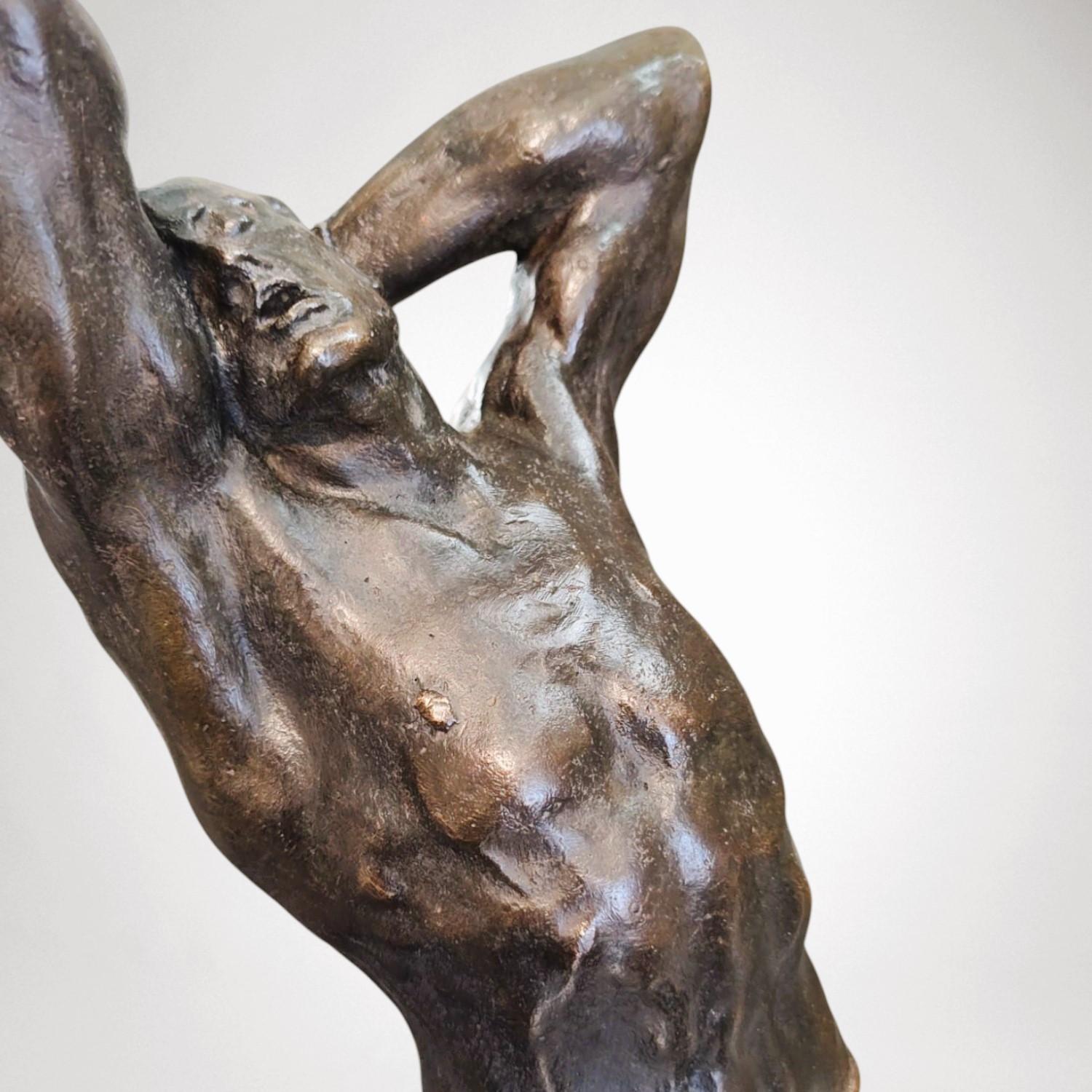 Extreme Effort - Powerful Bronze Sculpture by Alfredo Pina (1883-1966) For Sale 13