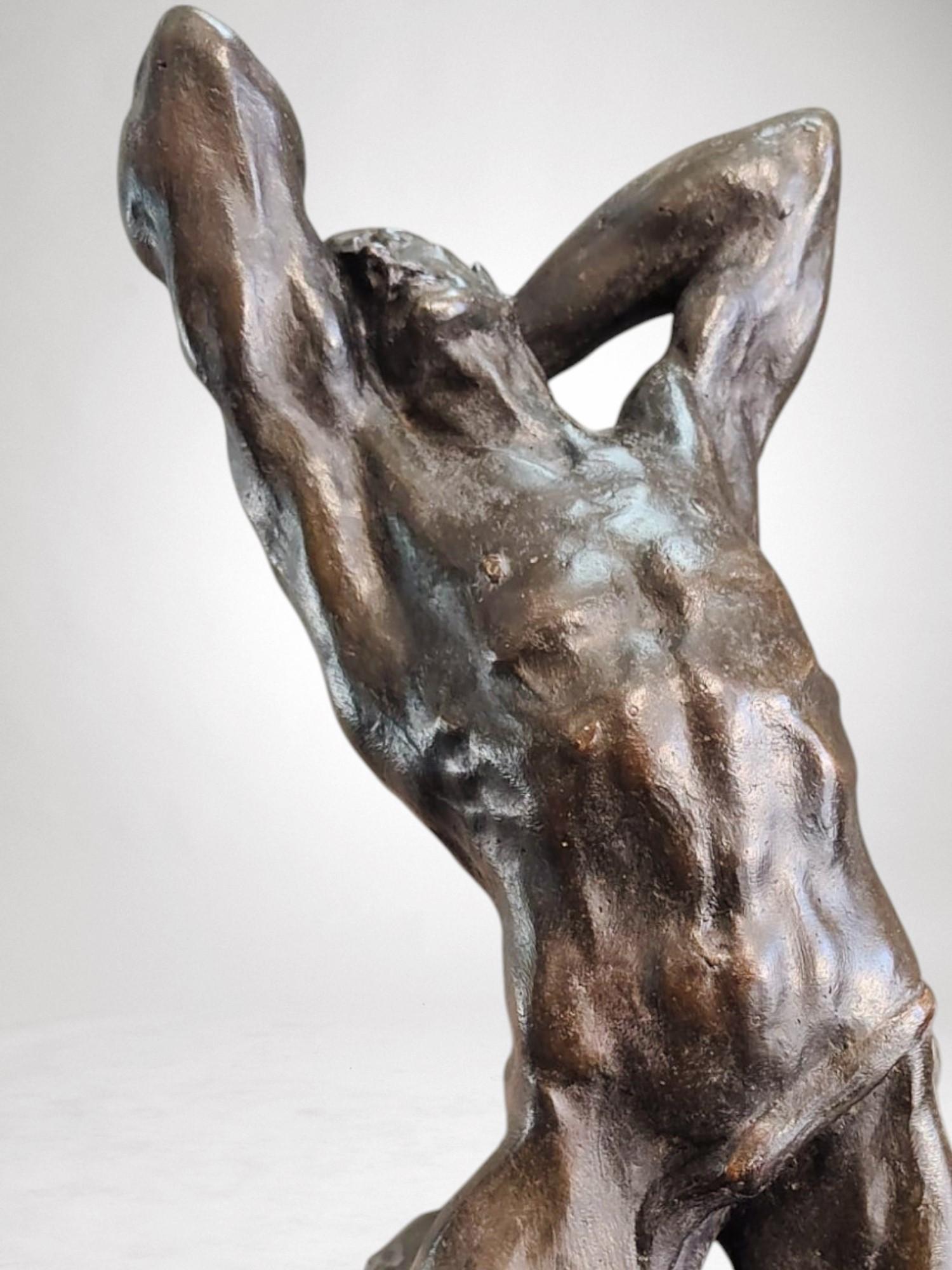 Extreme Effort - Powerful Bronze Sculpture by Alfredo Pina (1883-1966) For Sale 14