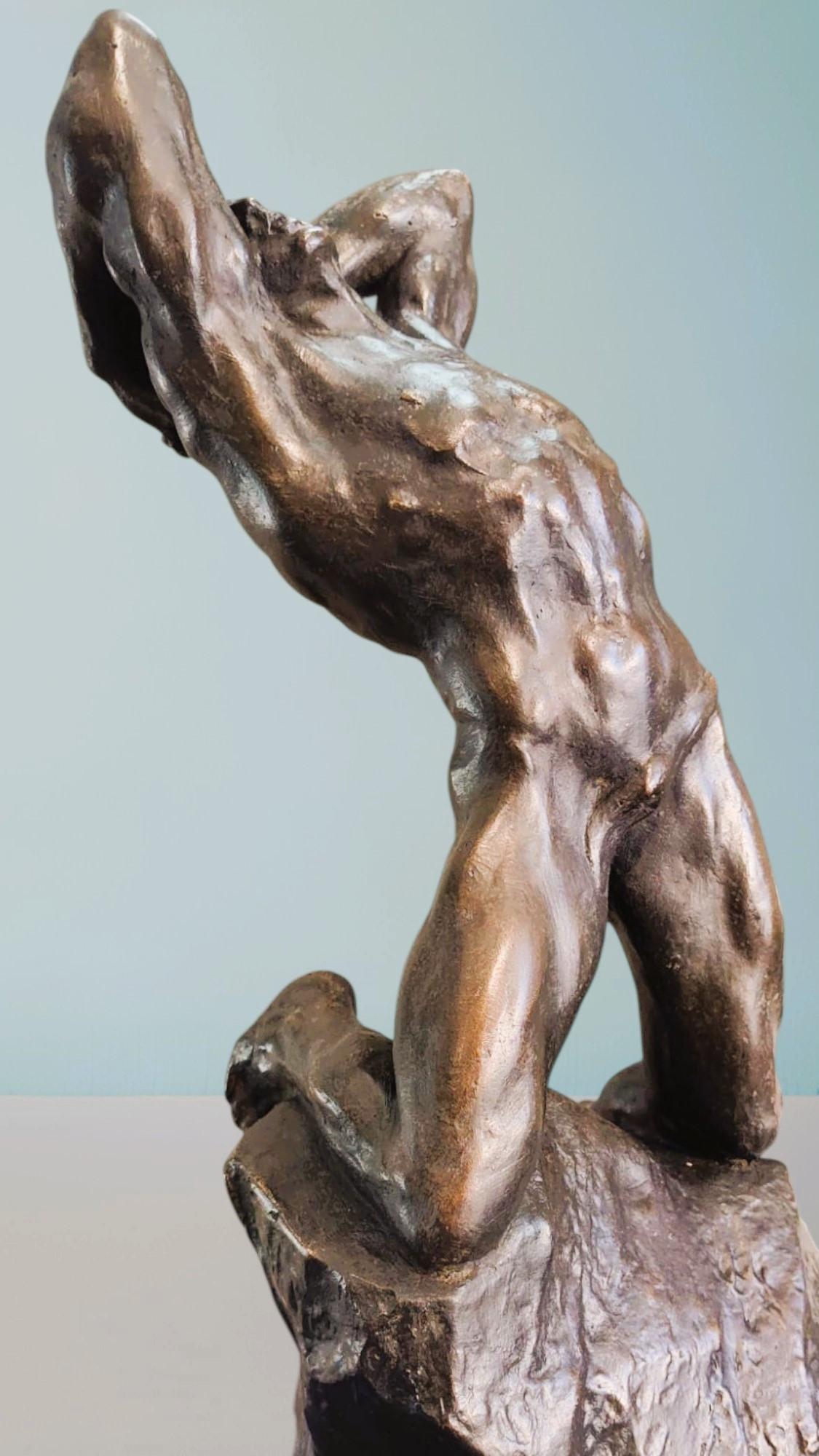 Extreme Effort - Powerful Bronze Sculpture by Alfredo Pina (1883-1966) For Sale 1