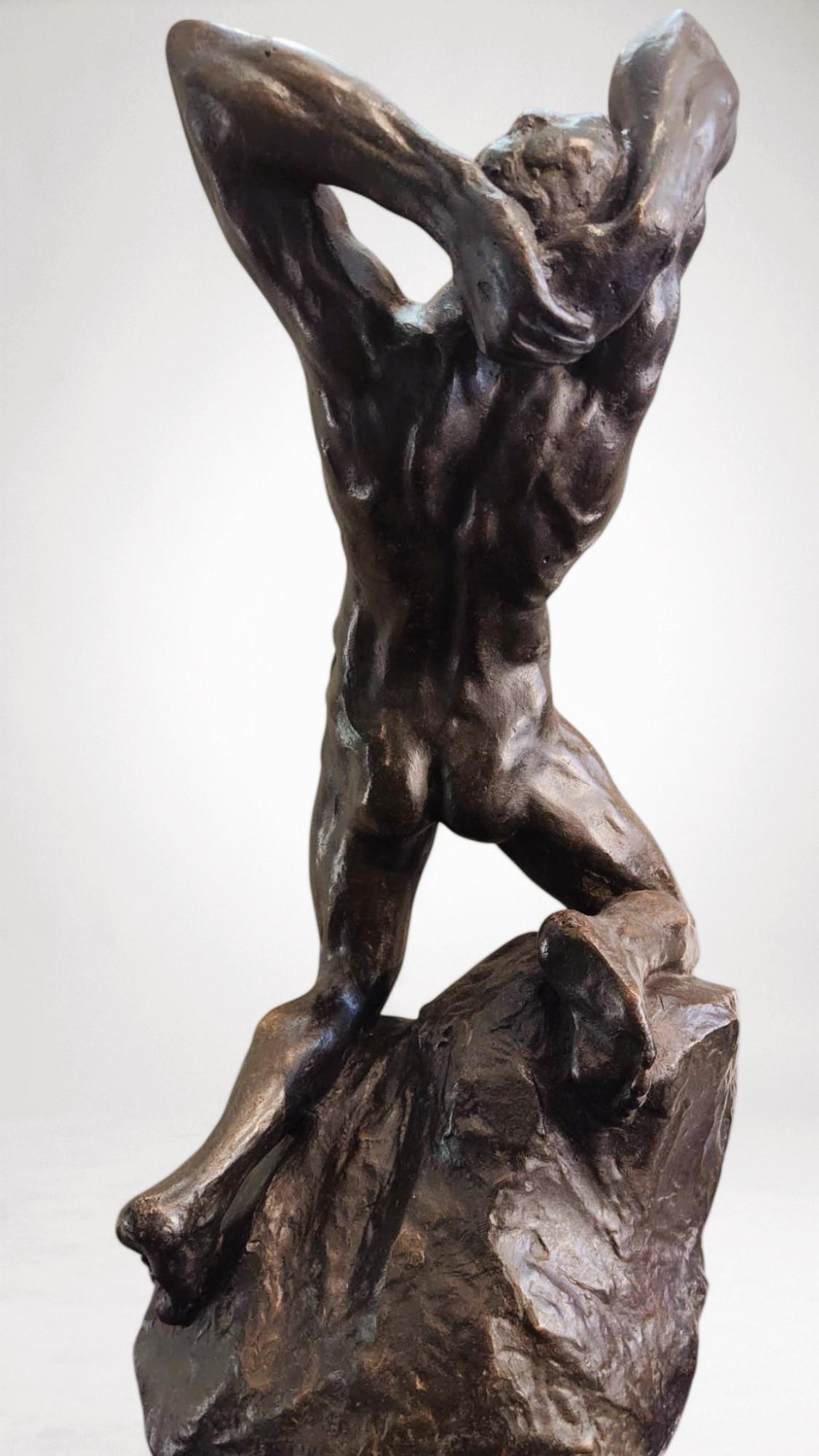 Extreme Effort - Powerful Bronze Sculpture by Alfredo Pina (1883-1966) For Sale 2