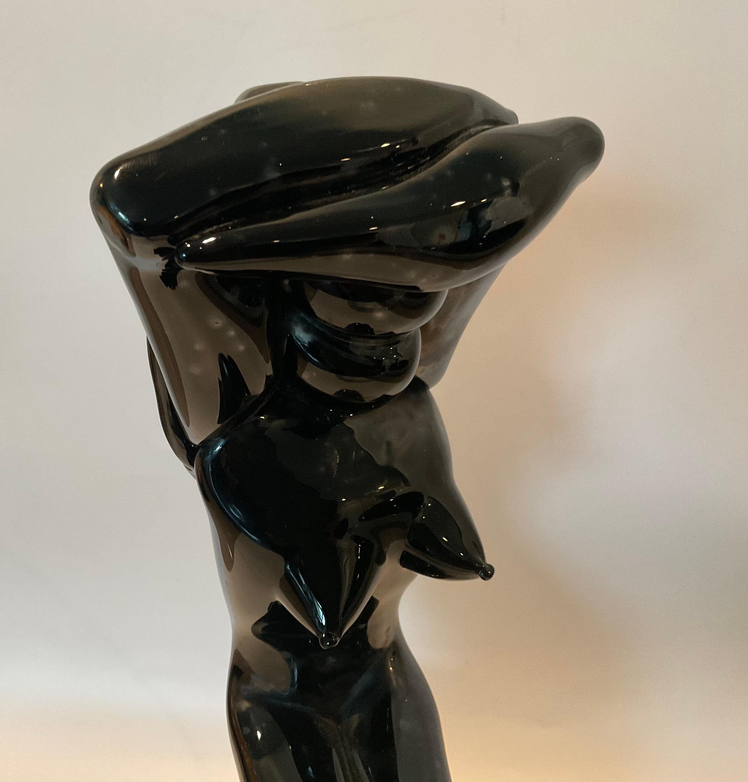 Mid-Century Modern Sculpture féminine en verre noir irisé d'Alfredo Rossi, signée et datée  en vente