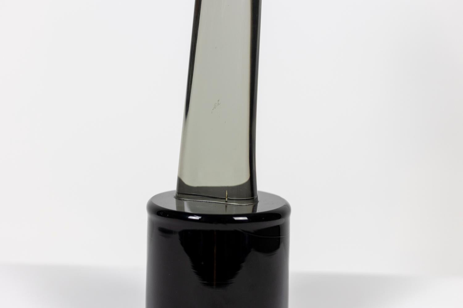 Verre Sculpture de volute en verre fumé Alfredo Rossi, 1970 en vente