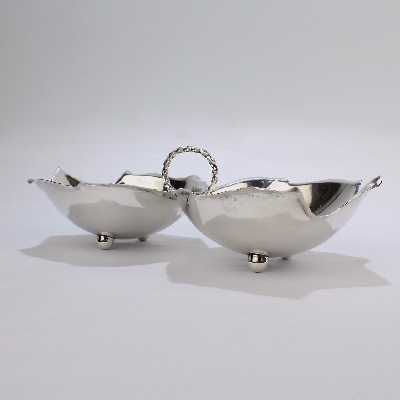 Alfredo Sciarrotta Modernist Handmade Double Leaf Sterling Silver Bowl In Good Condition For Sale In Philadelphia, PA