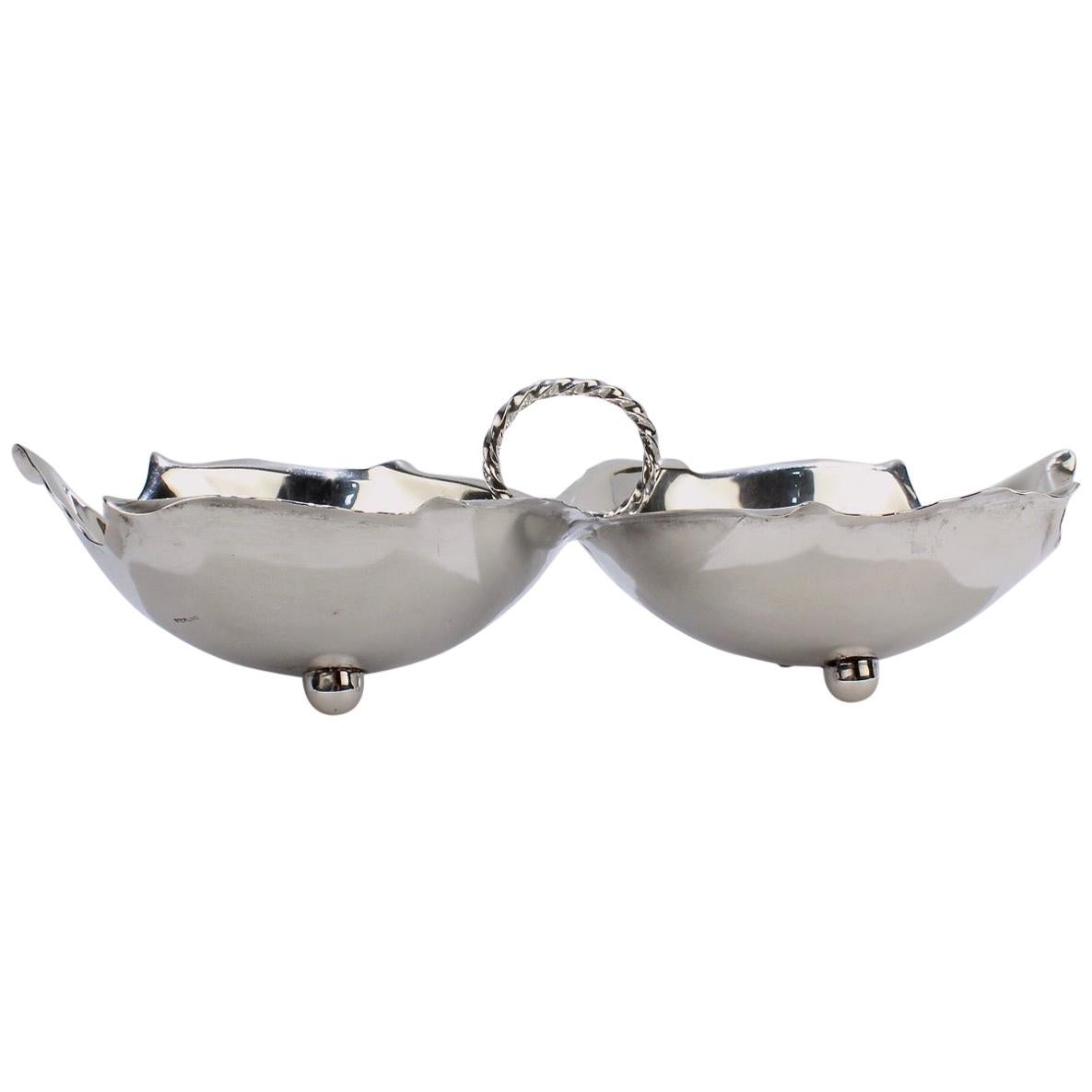 Alfredo Sciarrotta Modernist Handmade Double Leaf Sterling Silver Bowl For Sale