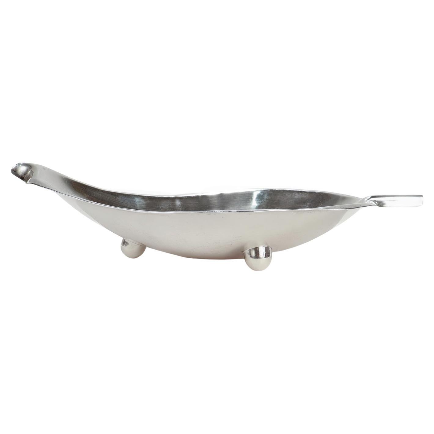 Alfredo Sciarrotta Modernist Mid-Century Handmade Sterling Silver Leaf Bowl For Sale