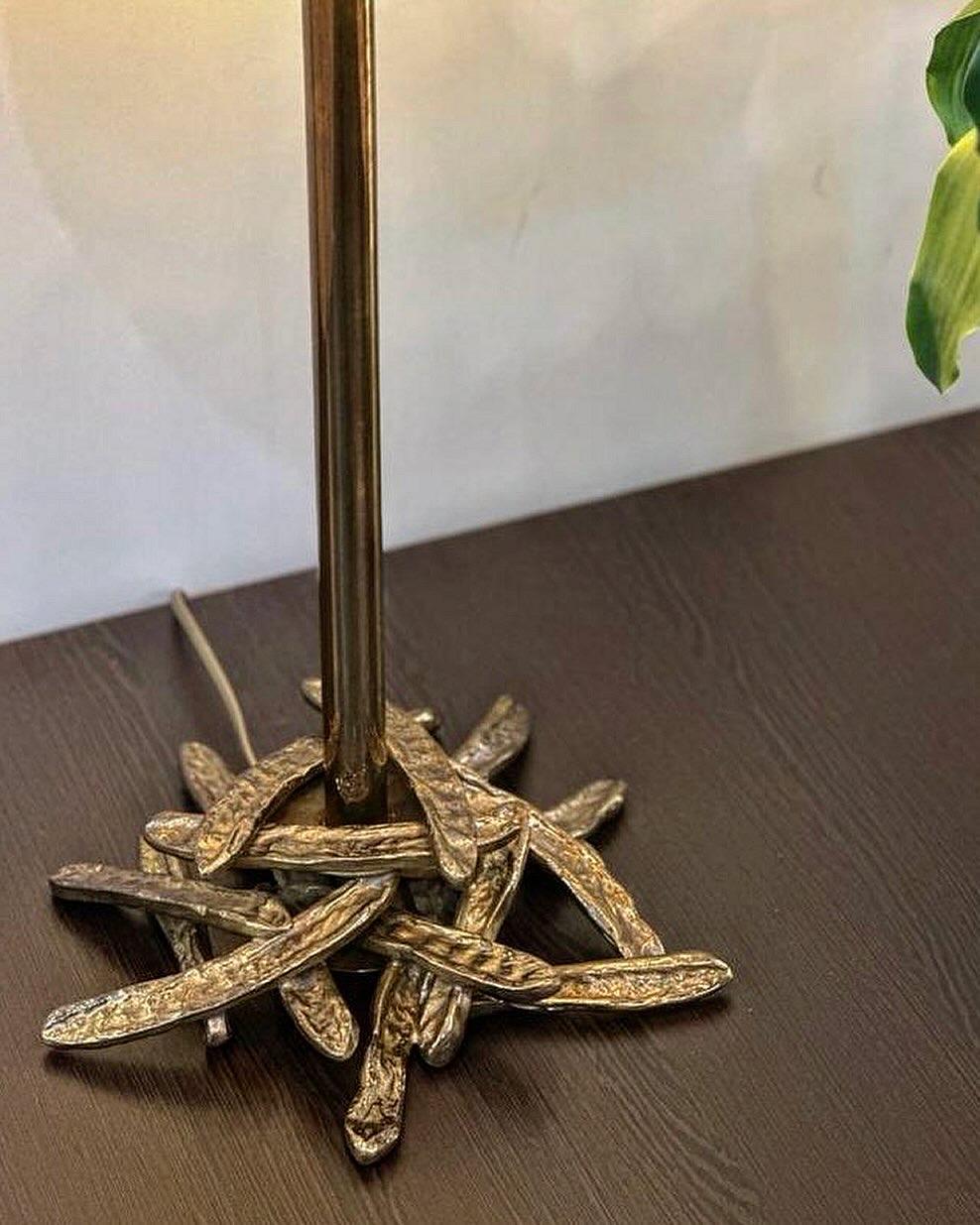 Algarobba Table Lamp  - Brass Table Lamp In New Condition For Sale In İstiklal, TR