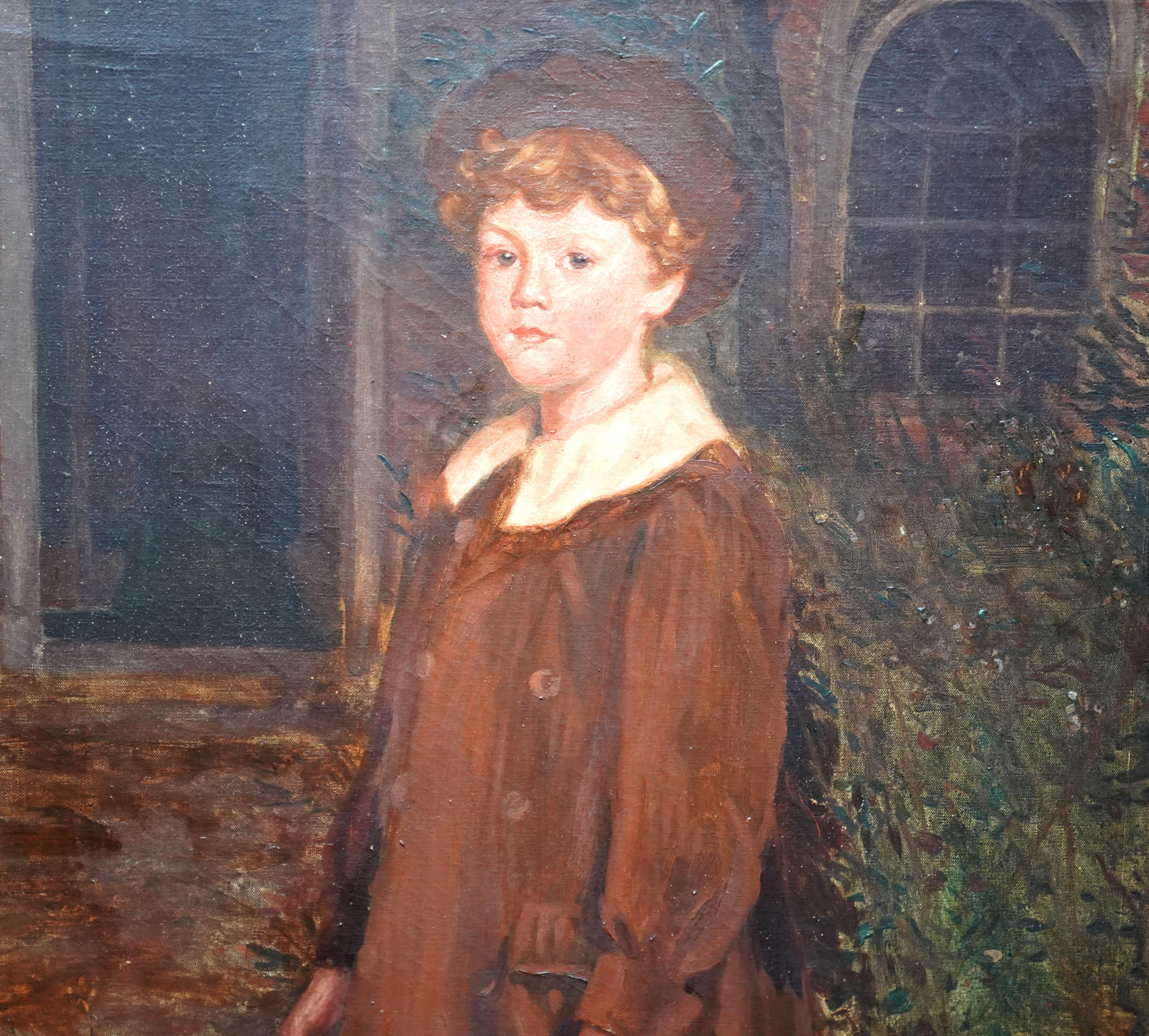 Porträt eines jungen Jungen im Garten – Ölgemälde der britischen Edwardianischen Slade-Schule (Realismus), Painting, von Algernon Cecil Newton