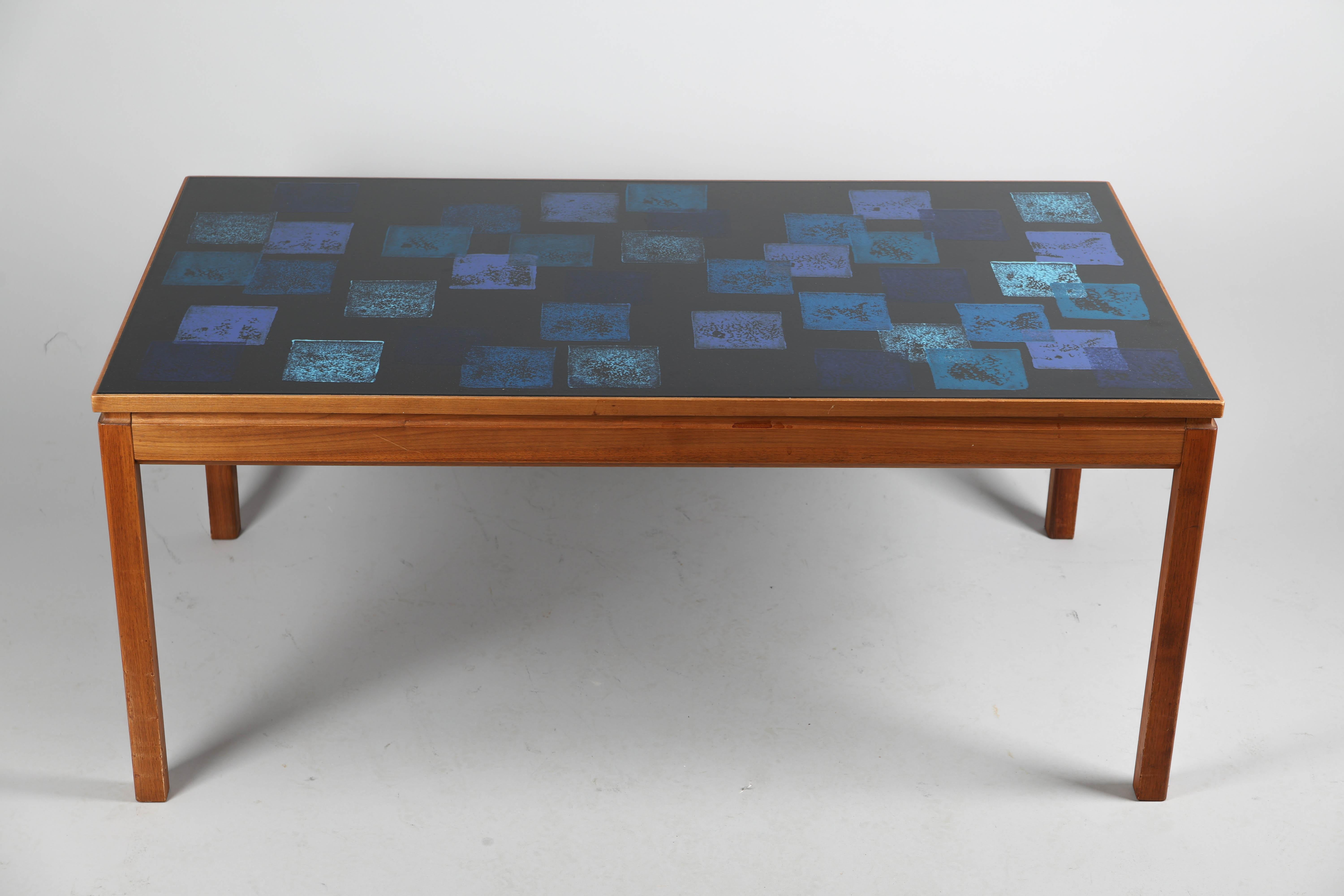 Suédois ALGOT TÖRNEMAN Table basse avec plateau en émail par  AB Säffle Möbelfabrik Suède 196 en vente