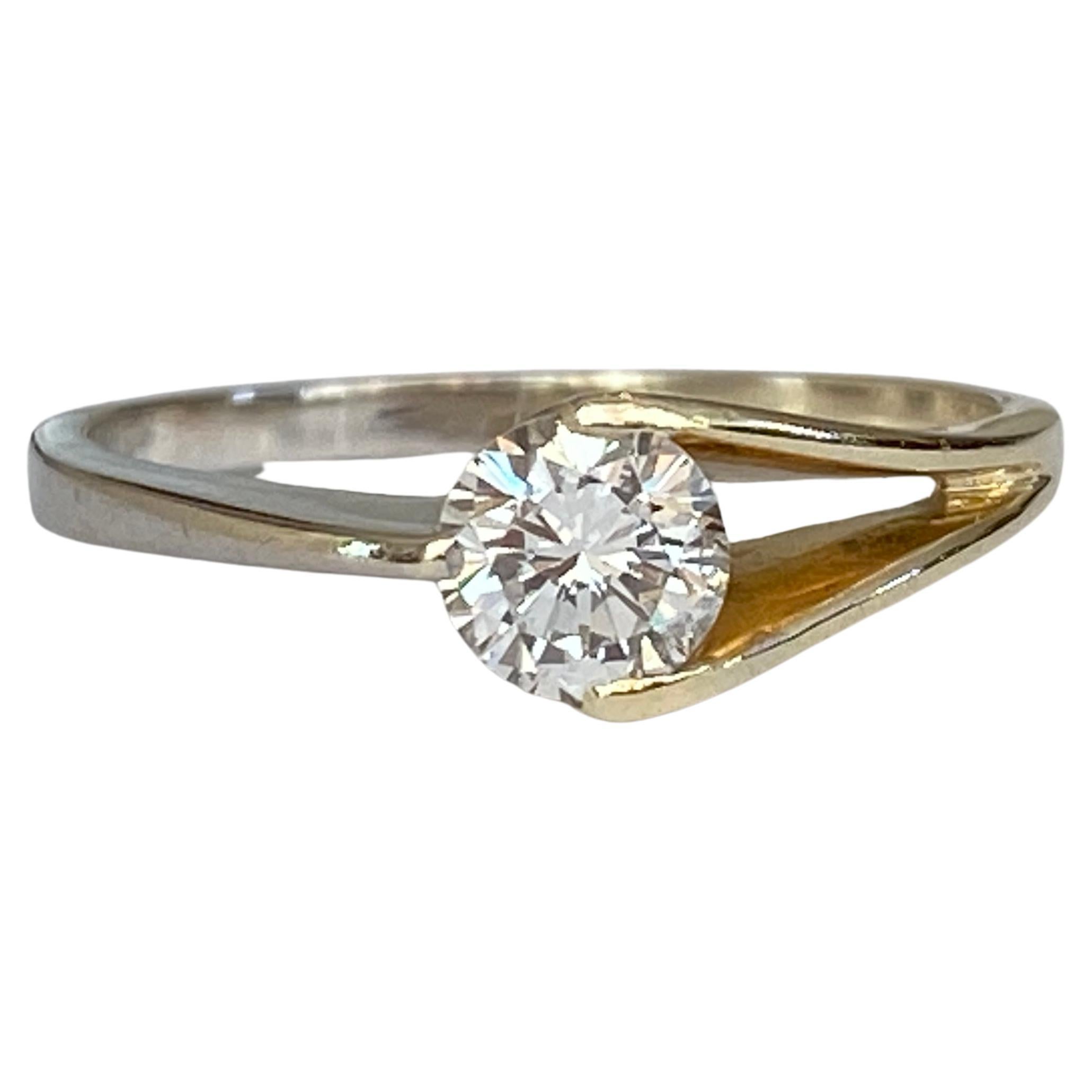 ALGT  Certificied 0.48 Carat Diamond Engagement Ring For Sale