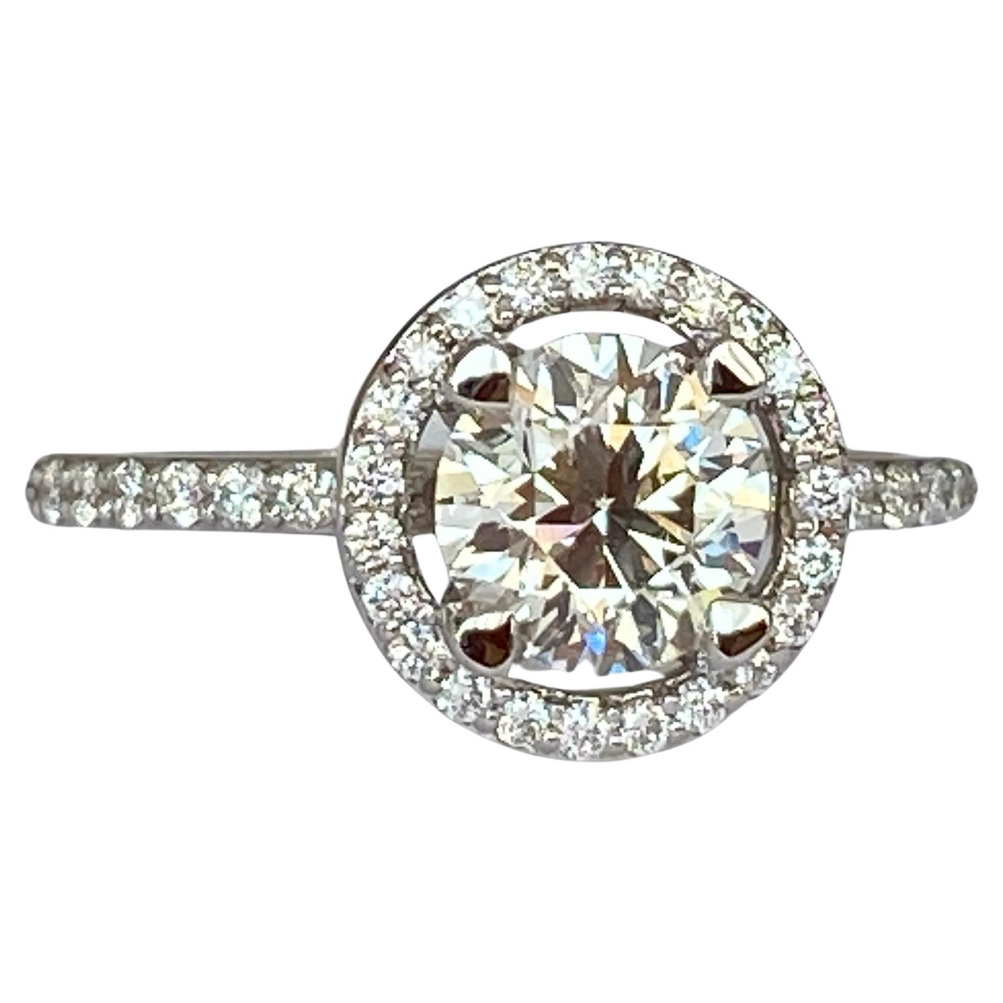 ALGT Certificied 1.36 Carat Diamond Engagement Ring For Sale