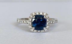 ALGT Certified 1.54 ct Natural color change Spinel and Diamonds 18 kt gold ring
