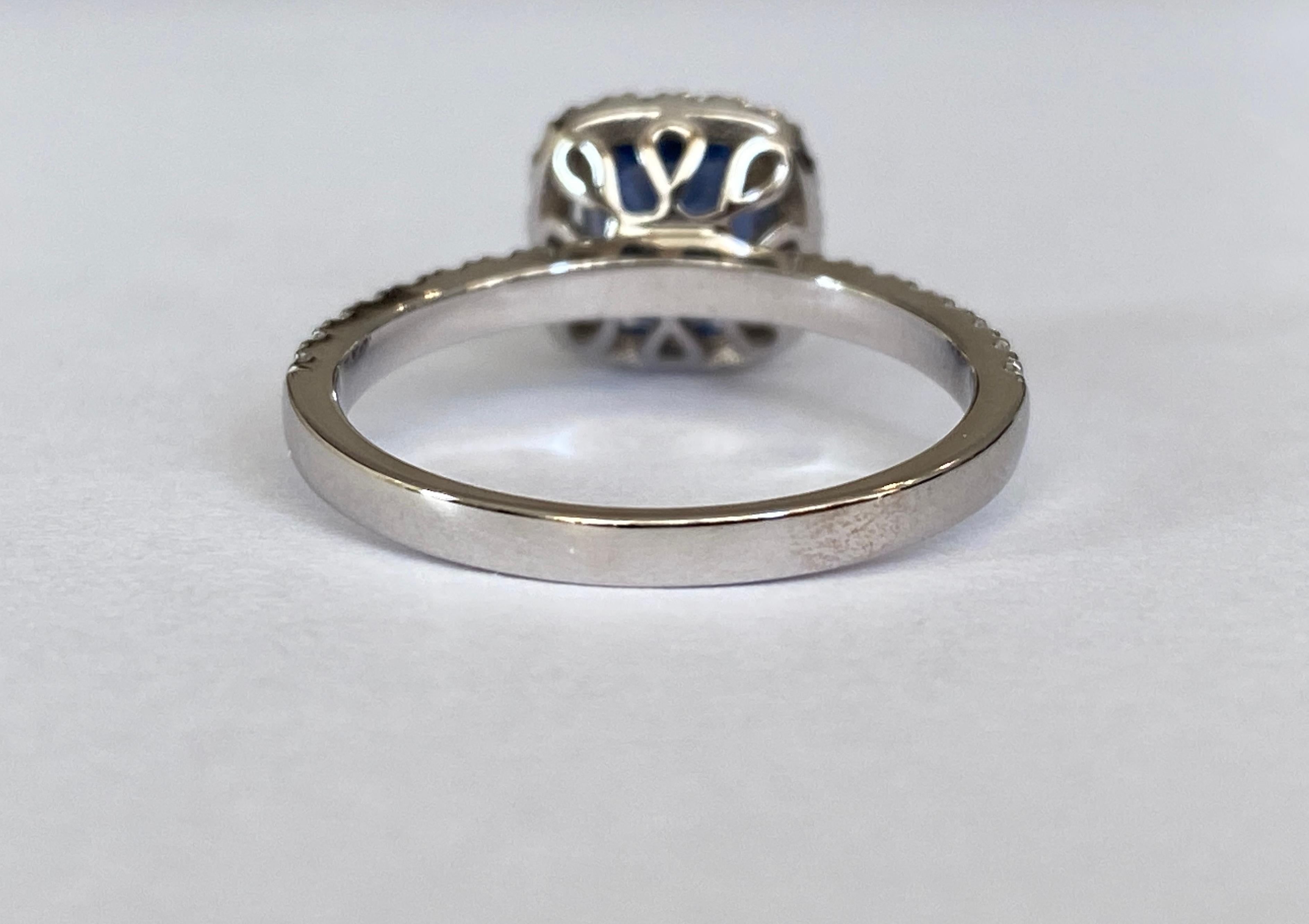 Donna Anello in oro 18 kt certificato ALGT con 1,54 ct di spinello naturale e diamanti in vendita