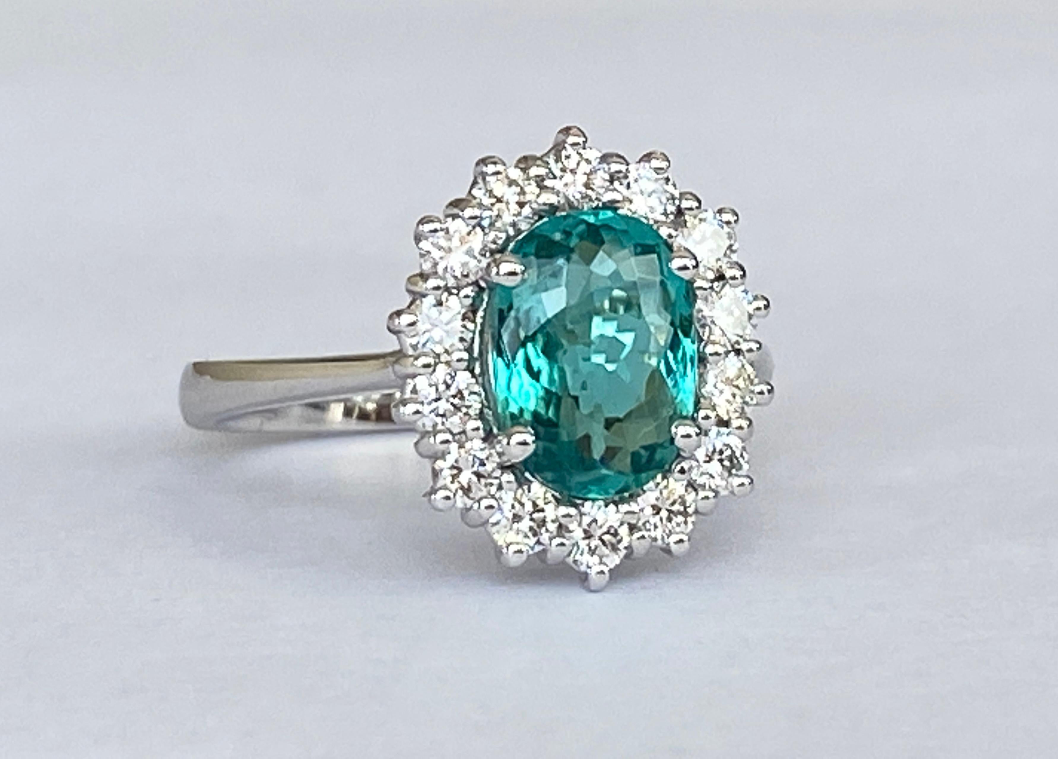 Contemporary ALGT Certified 1.59 carat Paraiba Tourmaline Diamond White Gold  Ring For Sale