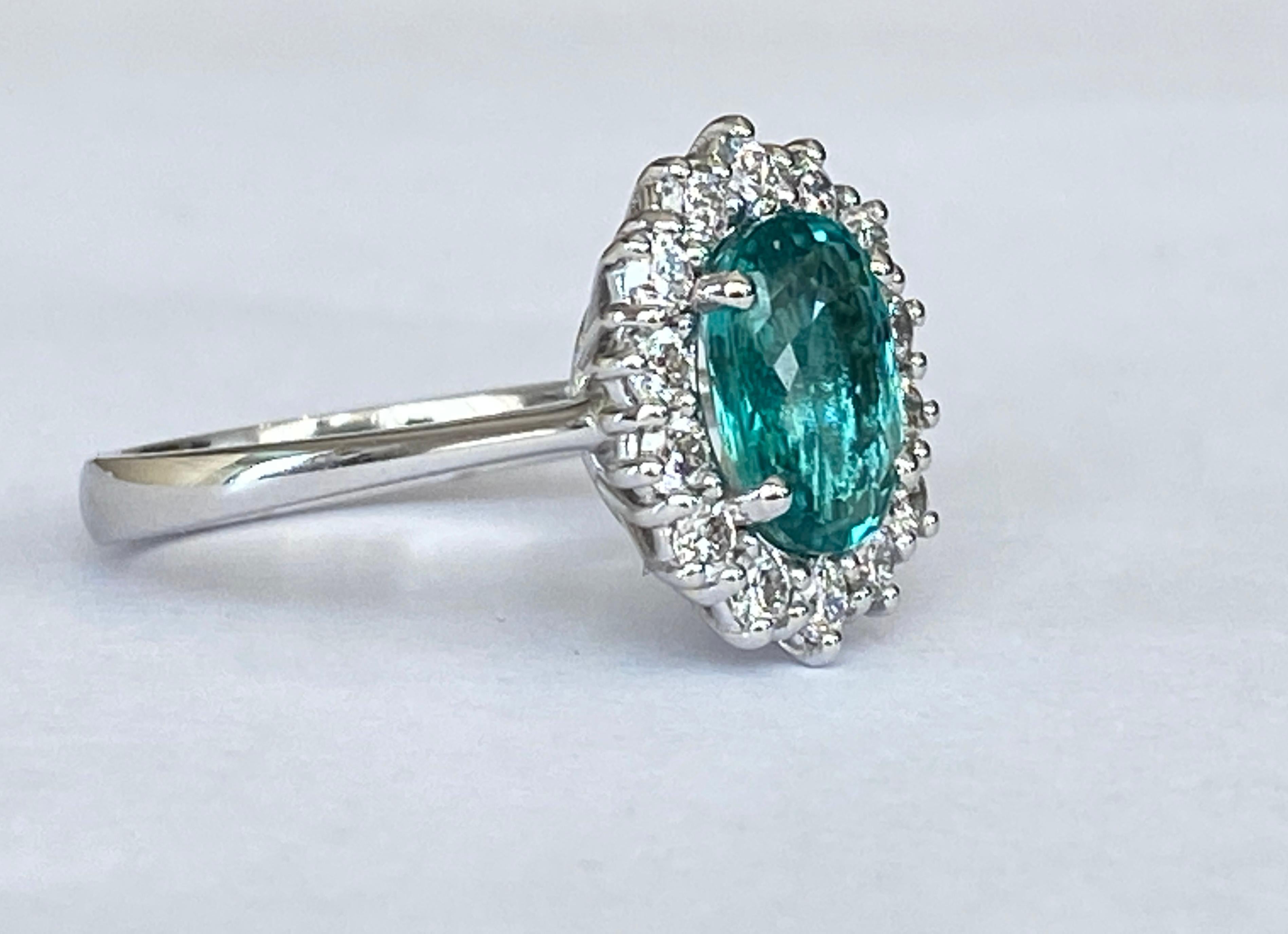 Oval Cut ALGT Certified 1.59 carat Paraiba Tourmaline Diamond White Gold  Ring For Sale