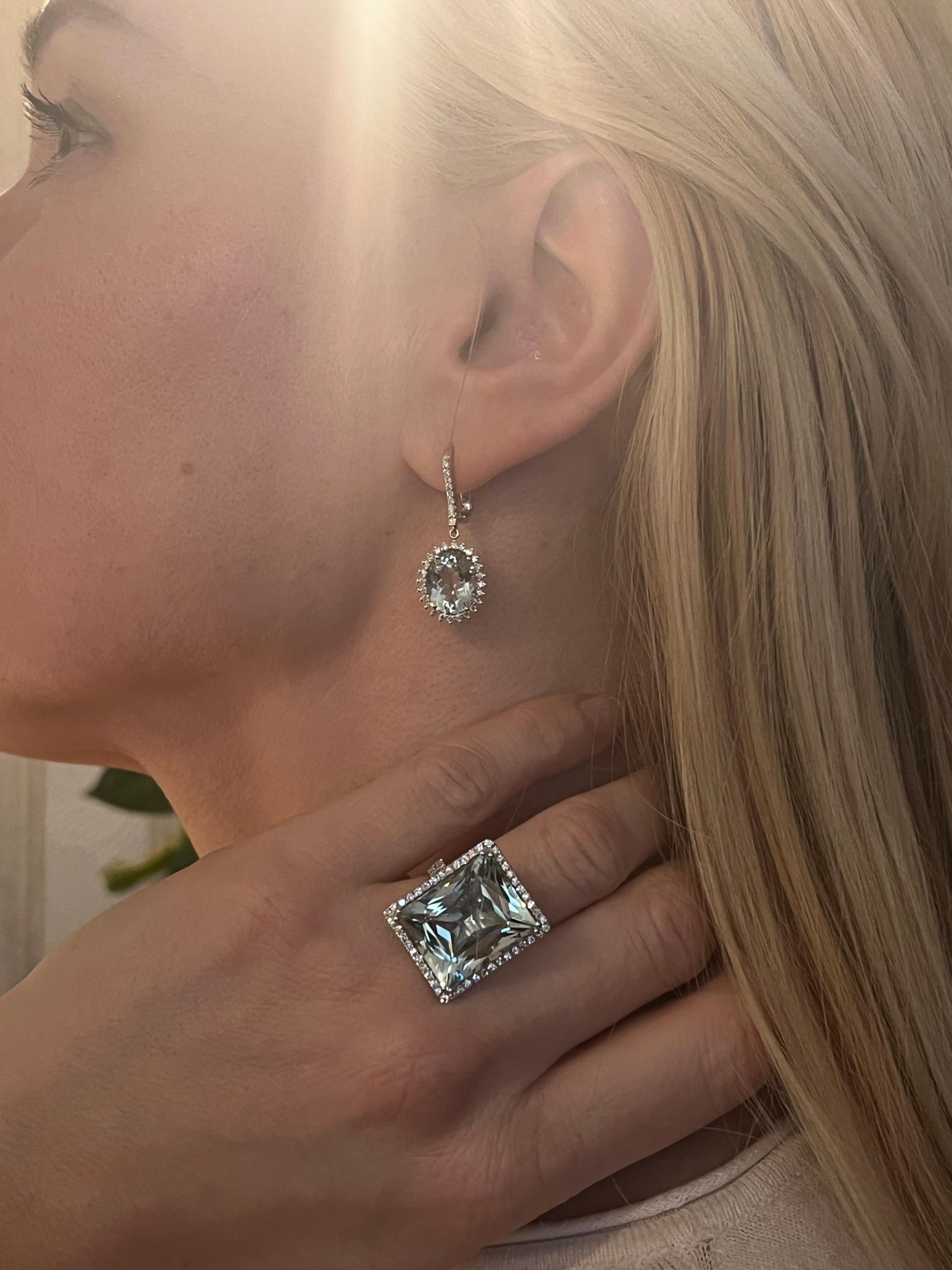 ALGT zertifizierter Ring aus 18 Karat Weißgold mit 18,00 Karat Aquamarin und Diamanten 9