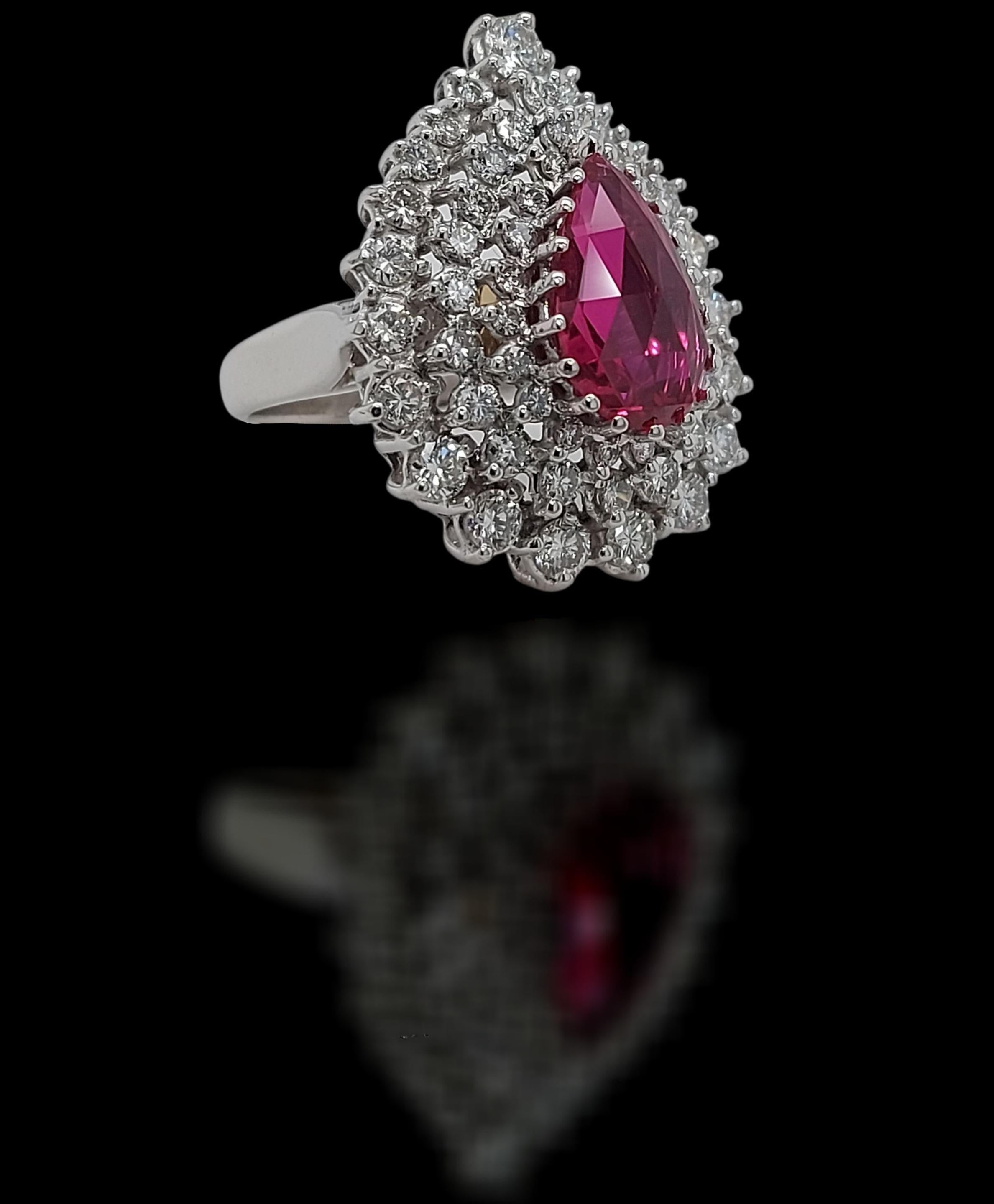ALGT zertifizierter 18 kt Gold 3,21 Karat Birnen-Rosenschliff feiner Farbe Rubin & Diamantring (Kunsthandwerker*in) im Angebot