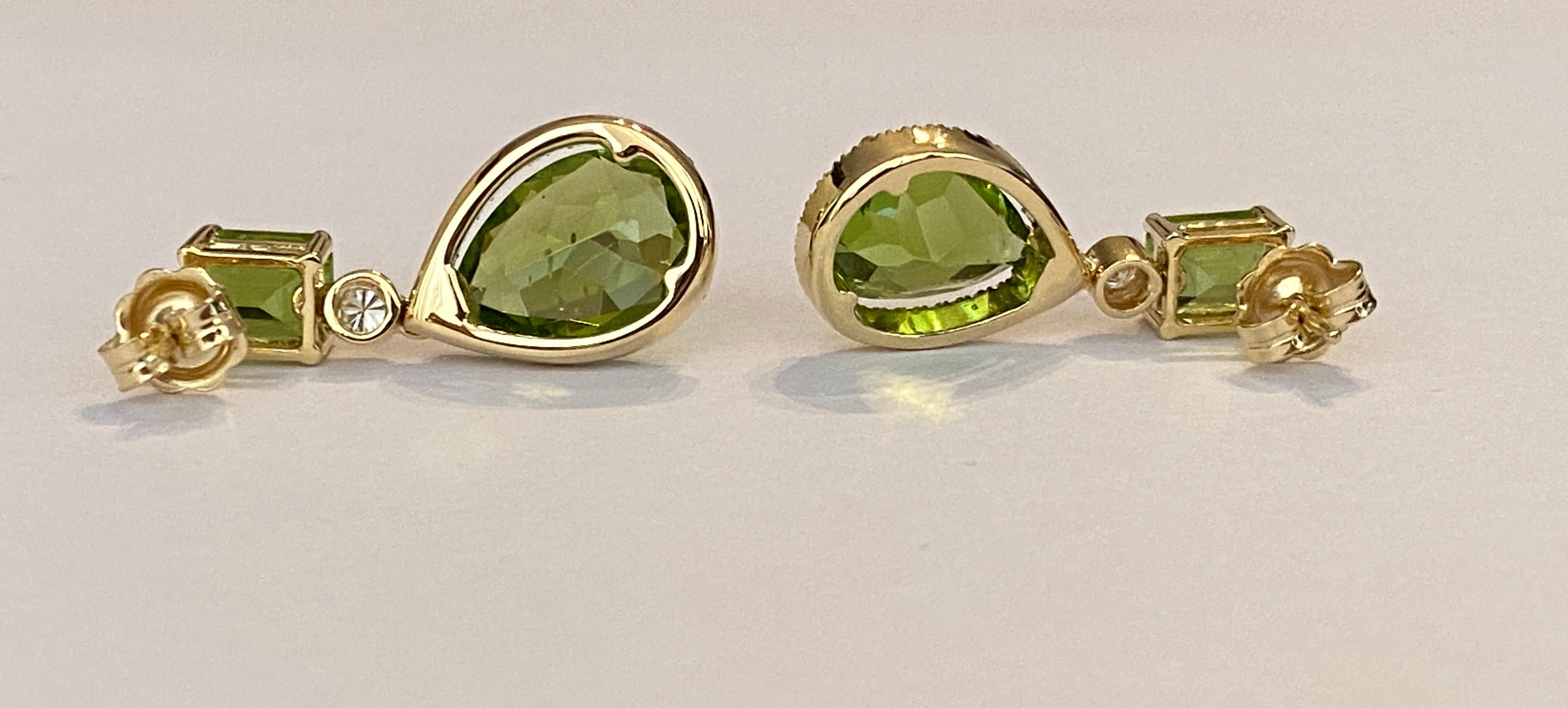 ALGT certified 18 kt gold Peridot Earrings with Diamonds For Sale 6