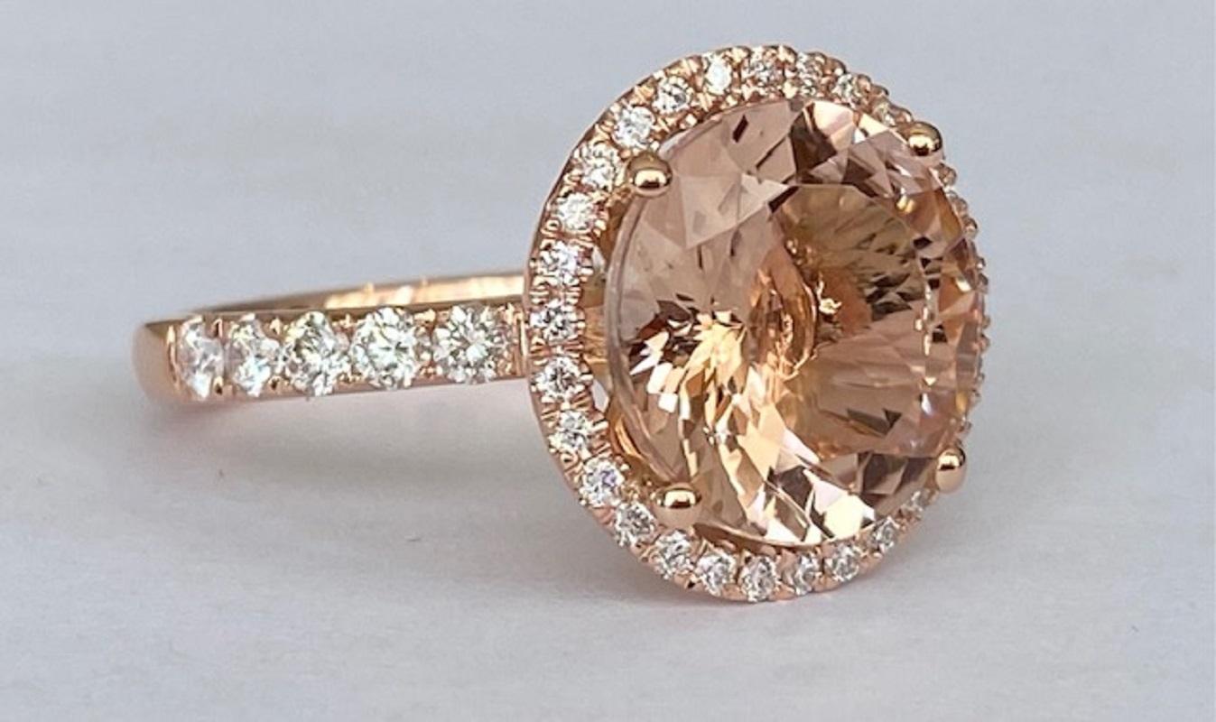 Women's ALGT Certified 18 Kt. Pink Gold Ring with 5.10 Ct Morganite and Diamonds For Sale