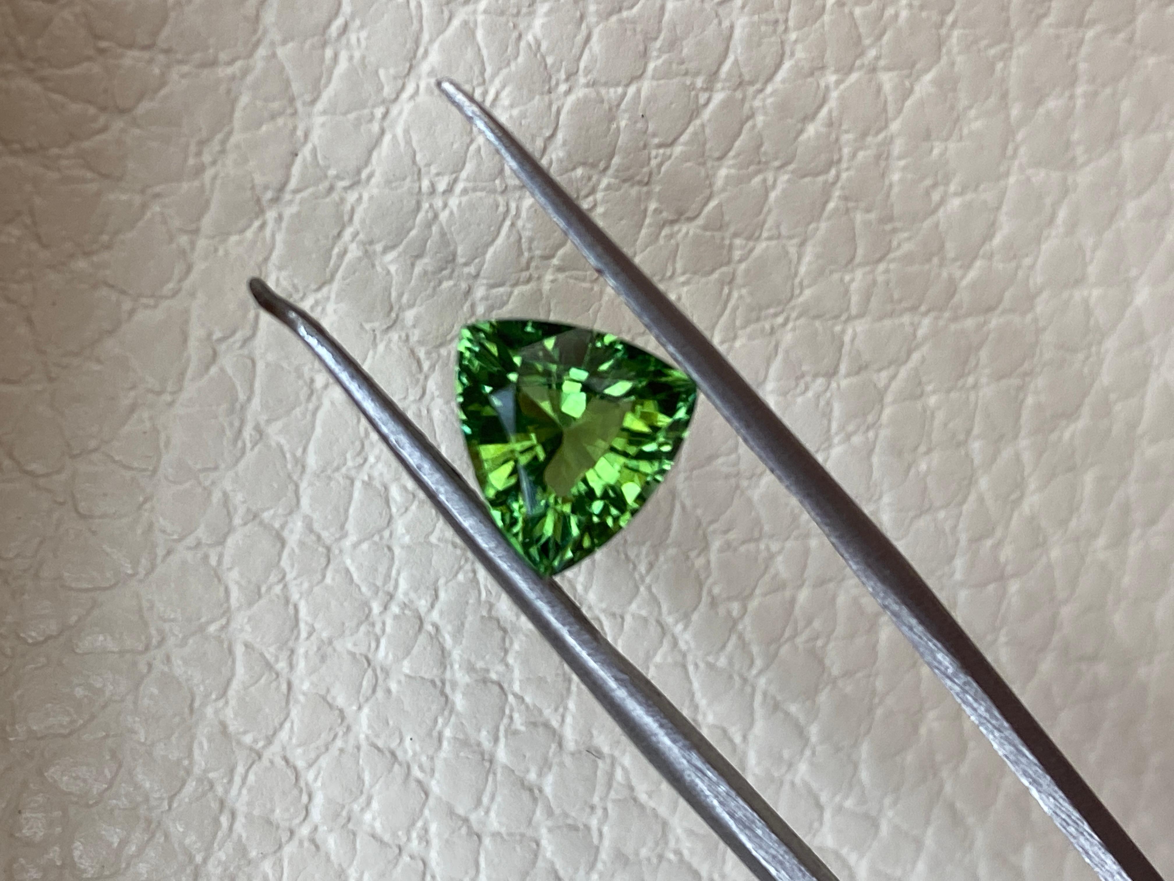 Arts and Crafts ALGT Certified 2.11 carat triangle mixed cut Vivid Green  Tourmaline For Sale