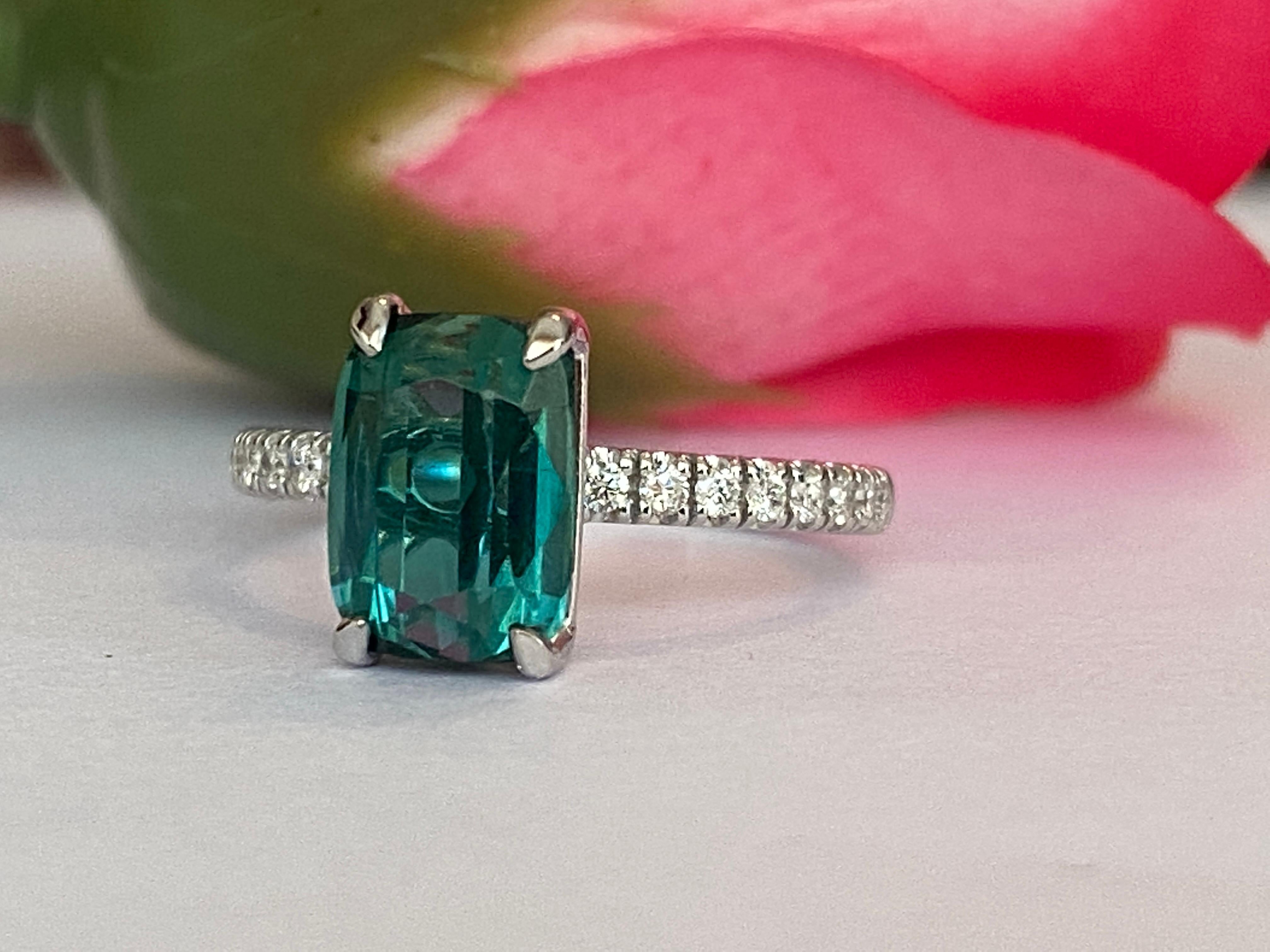 ALGT Certificado 2,80 Quilates Turmalina Laguna Diamante Cóctel Anillo de oro Contemporáneo en venta