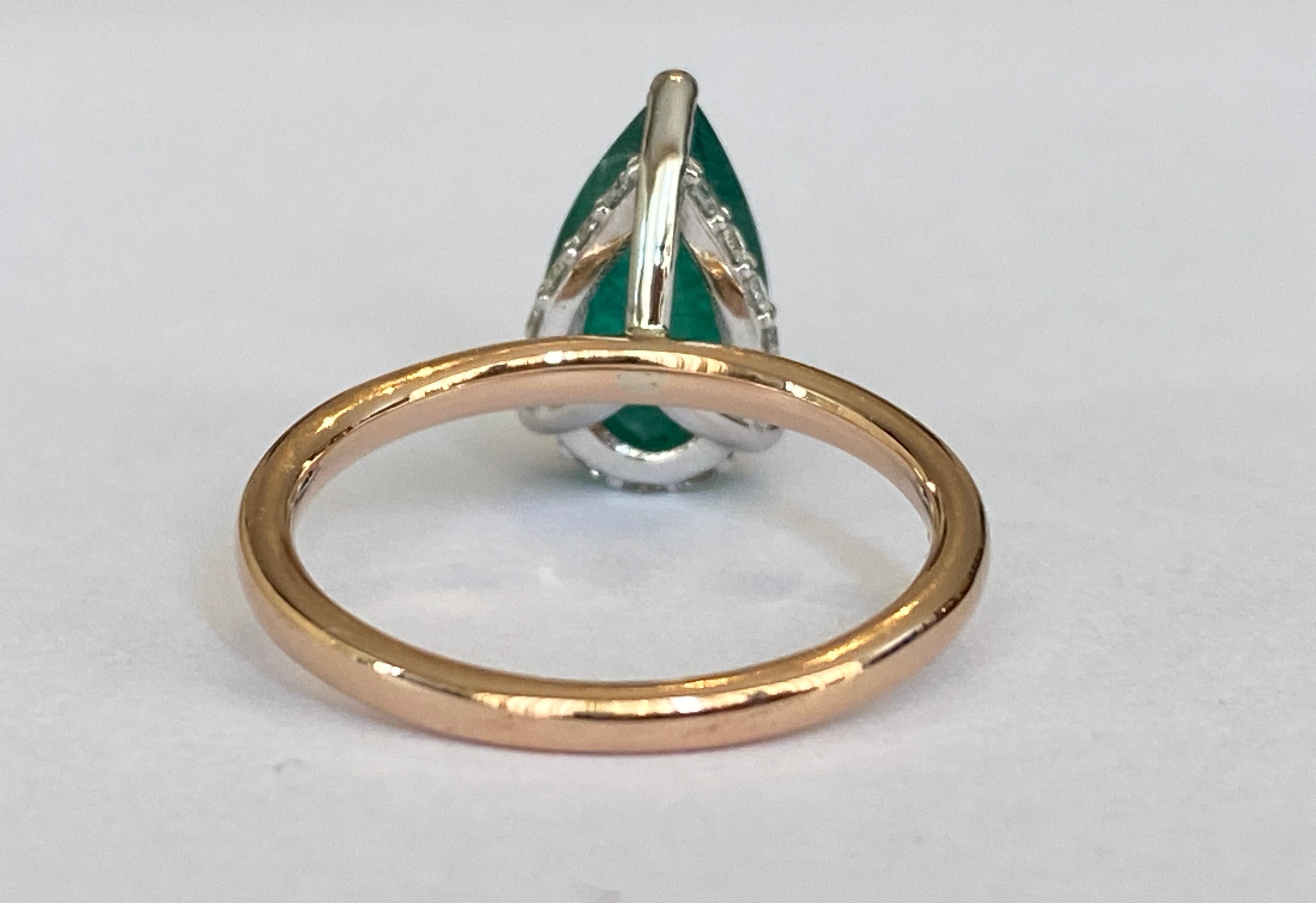 ALGT Certified 3.00 carat Emerald Diamond Cocktail Gold Ring For Sale 3