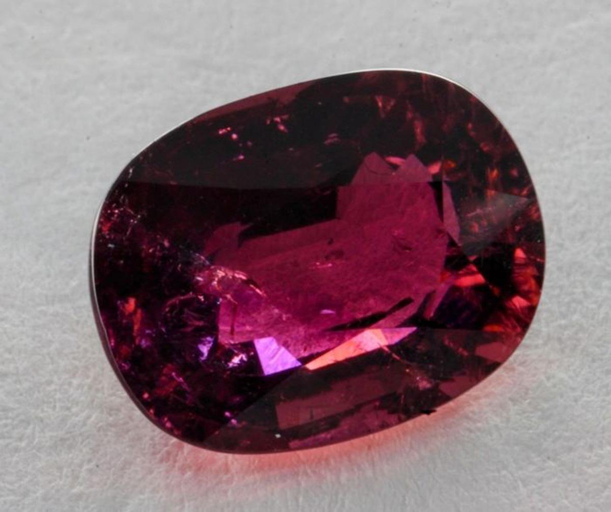 ALGT Certified Rare Natural Deep Purplish Pink Rubellite, 3.02 Carat Gemstone For Sale 1