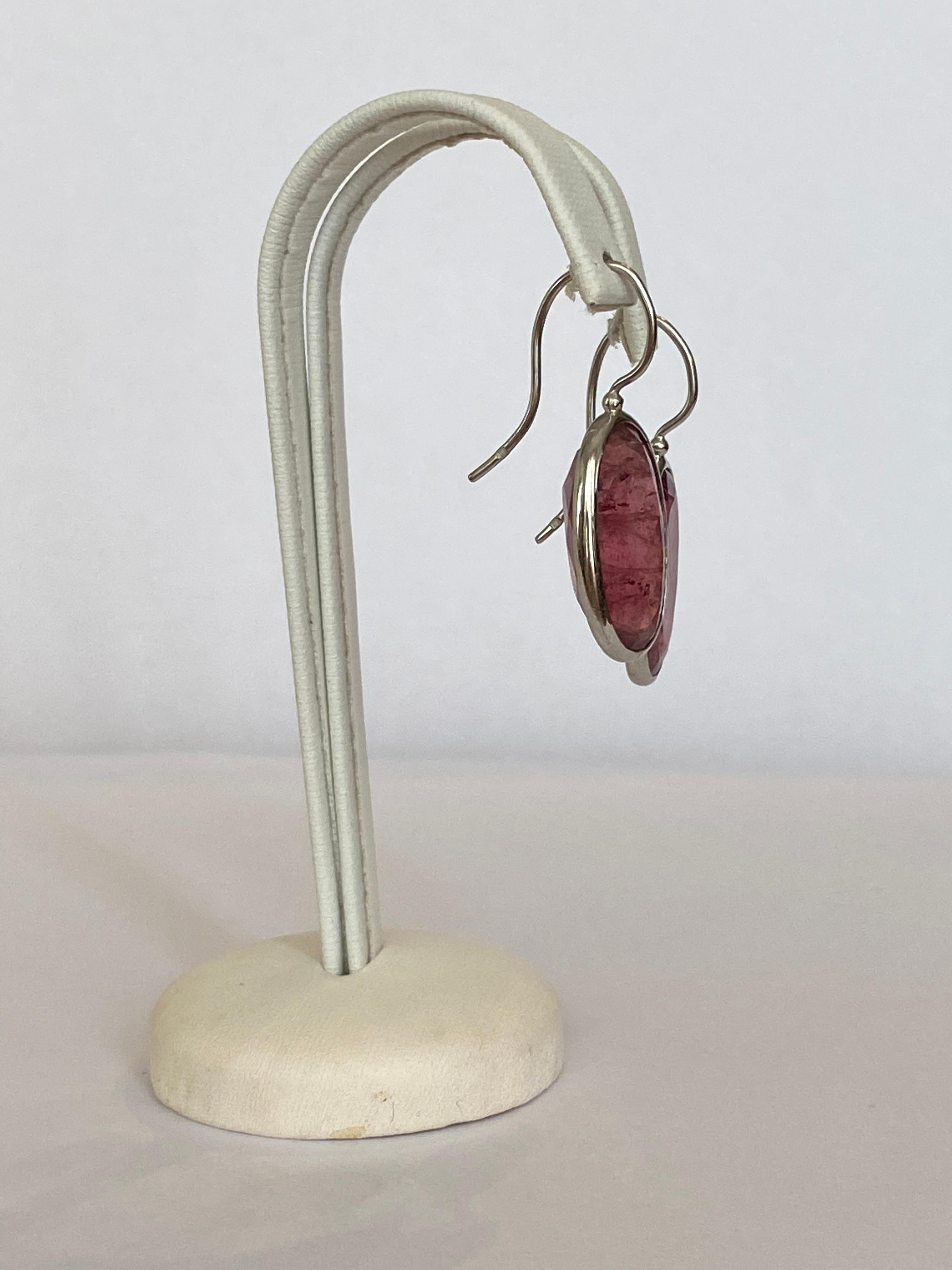 ALGT  Certificato  Nature 24  Orecchini in oro bianco con tormalina rosa da un carato in vendita 2