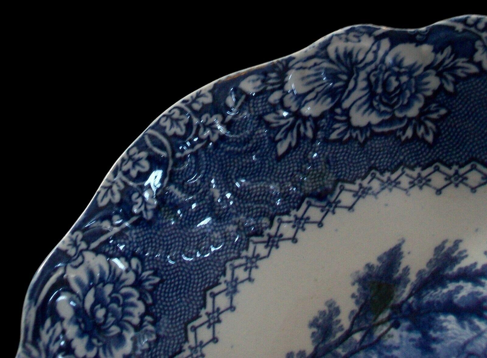 Alhambra, Antique Blue Transfer Decorated Ironstone Platter, U.K, circa 1850 In Good Condition For Sale In Chatham, ON