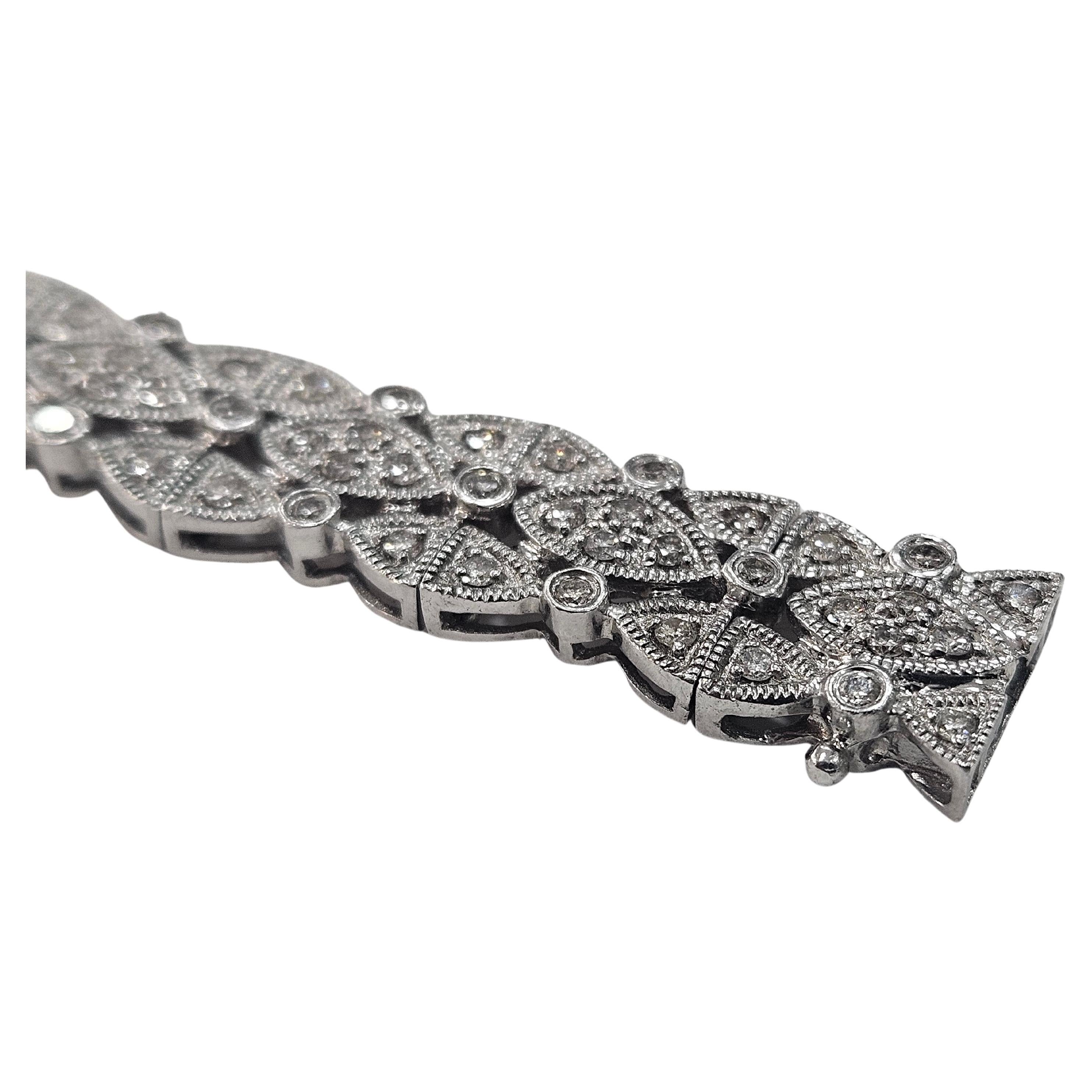 Alhambra Armband Natürlicher Diamant 1,87 Ctw. und Weißgold 18 Karat im Angebot 1
