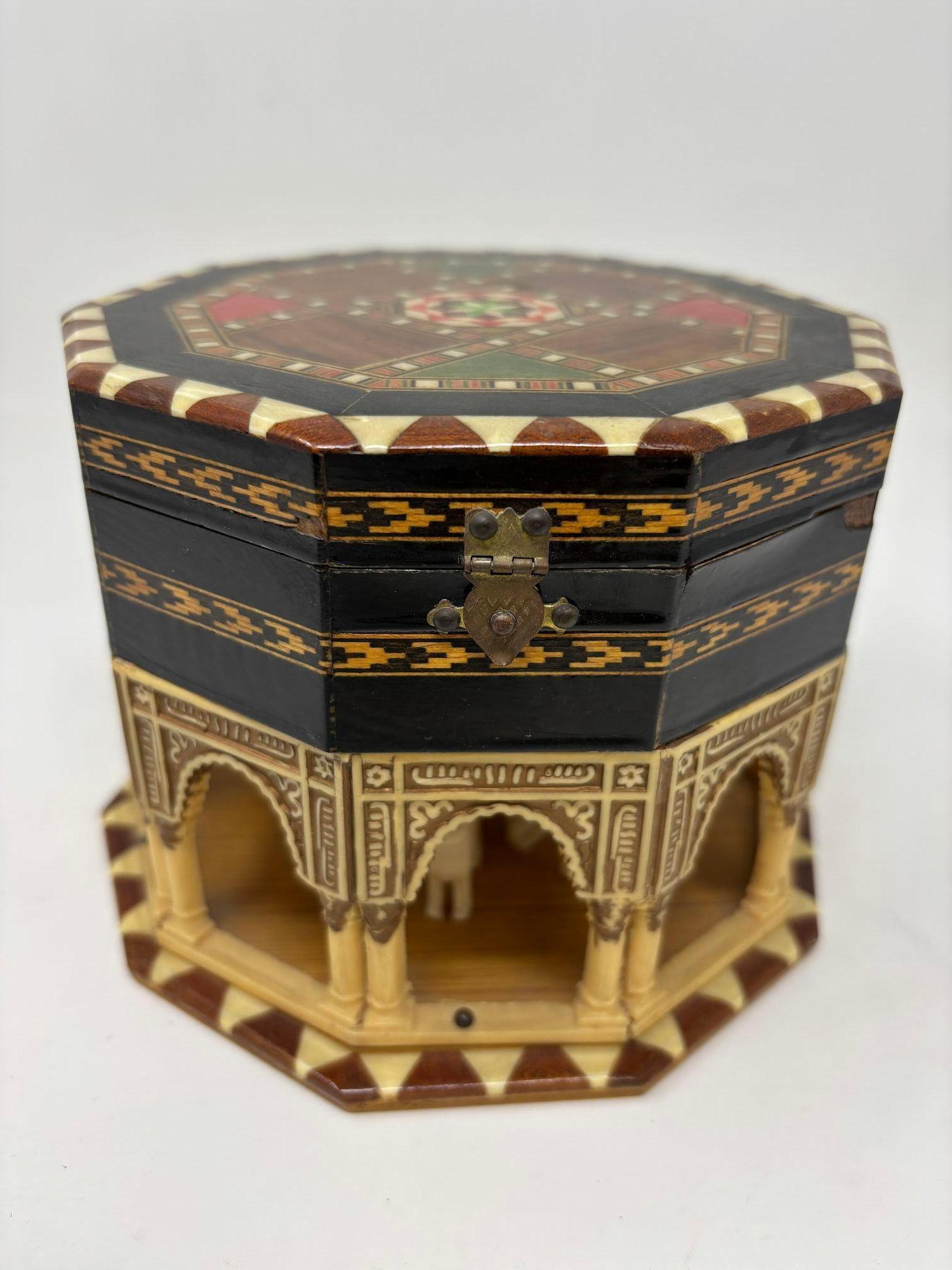 Joyero Artesanal Palacio de la Alhambra de Granada en venta 9