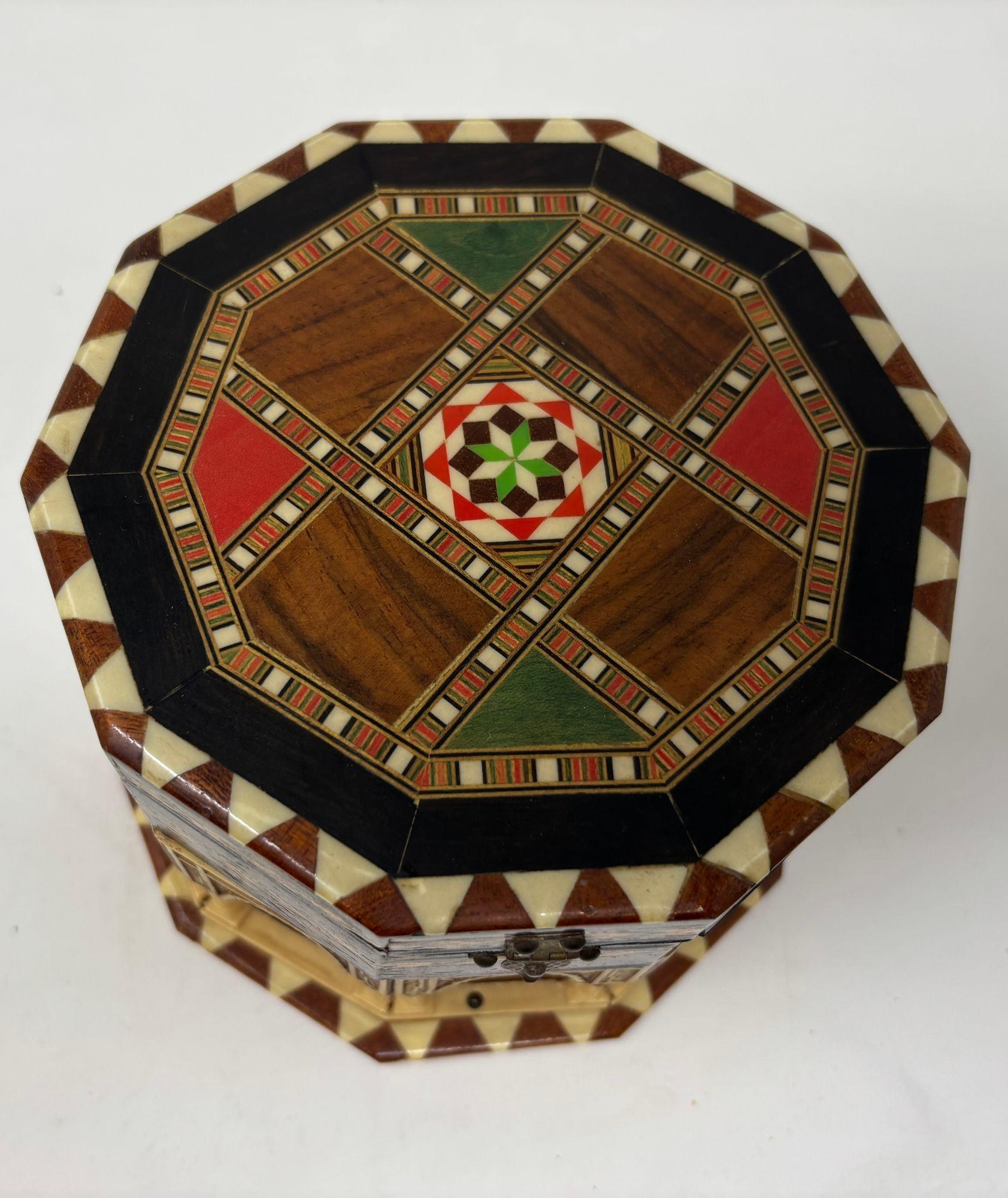 Joyero Artesanal Palacio de la Alhambra de Granada Hecho a mano en venta