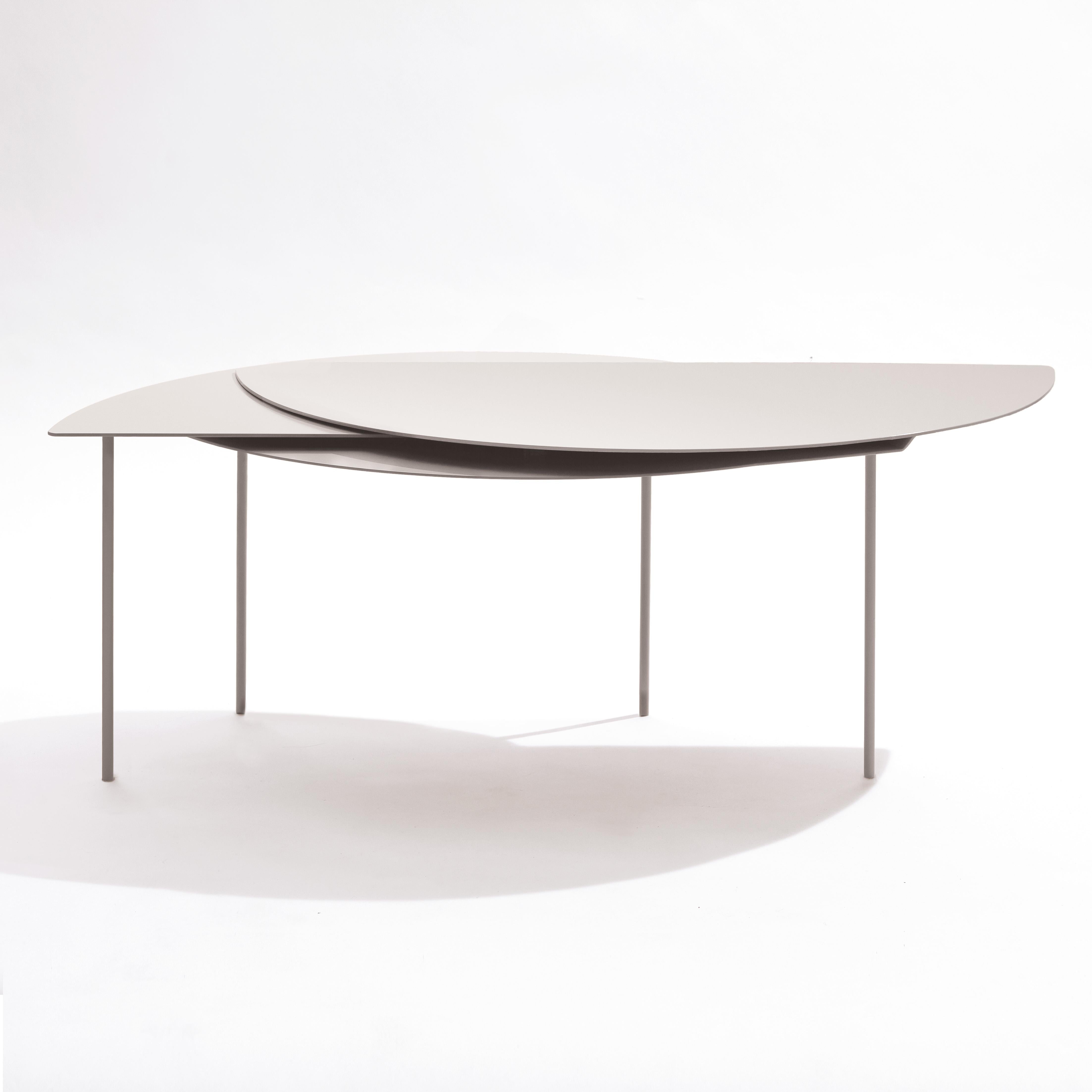 Alhena Extendable Side Table Minimal Contemporary Limited Edition White Metal In New Condition For Sale In Roma, IT