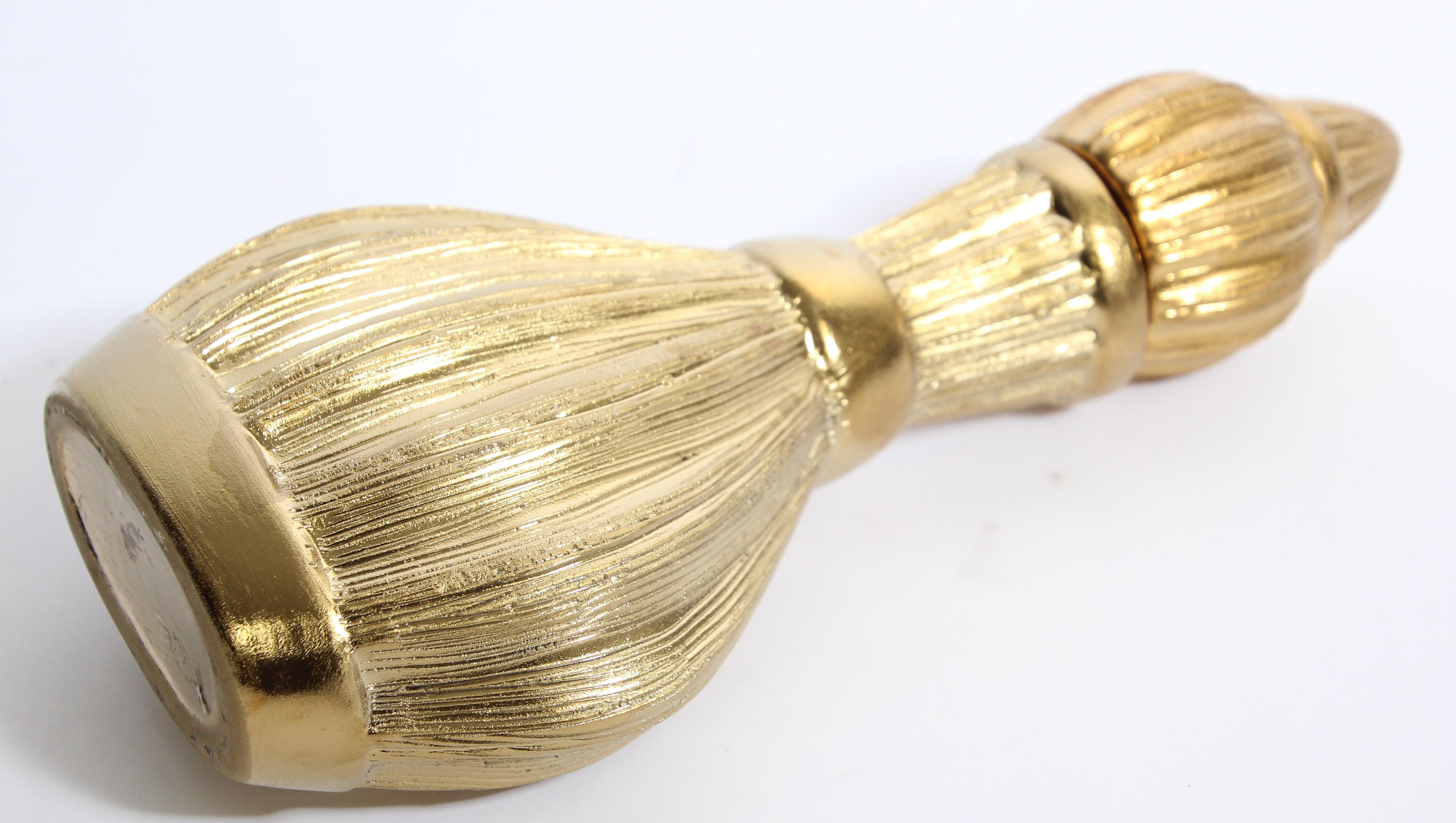Dekorative maurische böhmische Deko-Flask aus vergoldetem Porzellan mit Deckel (Vergoldet) im Angebot