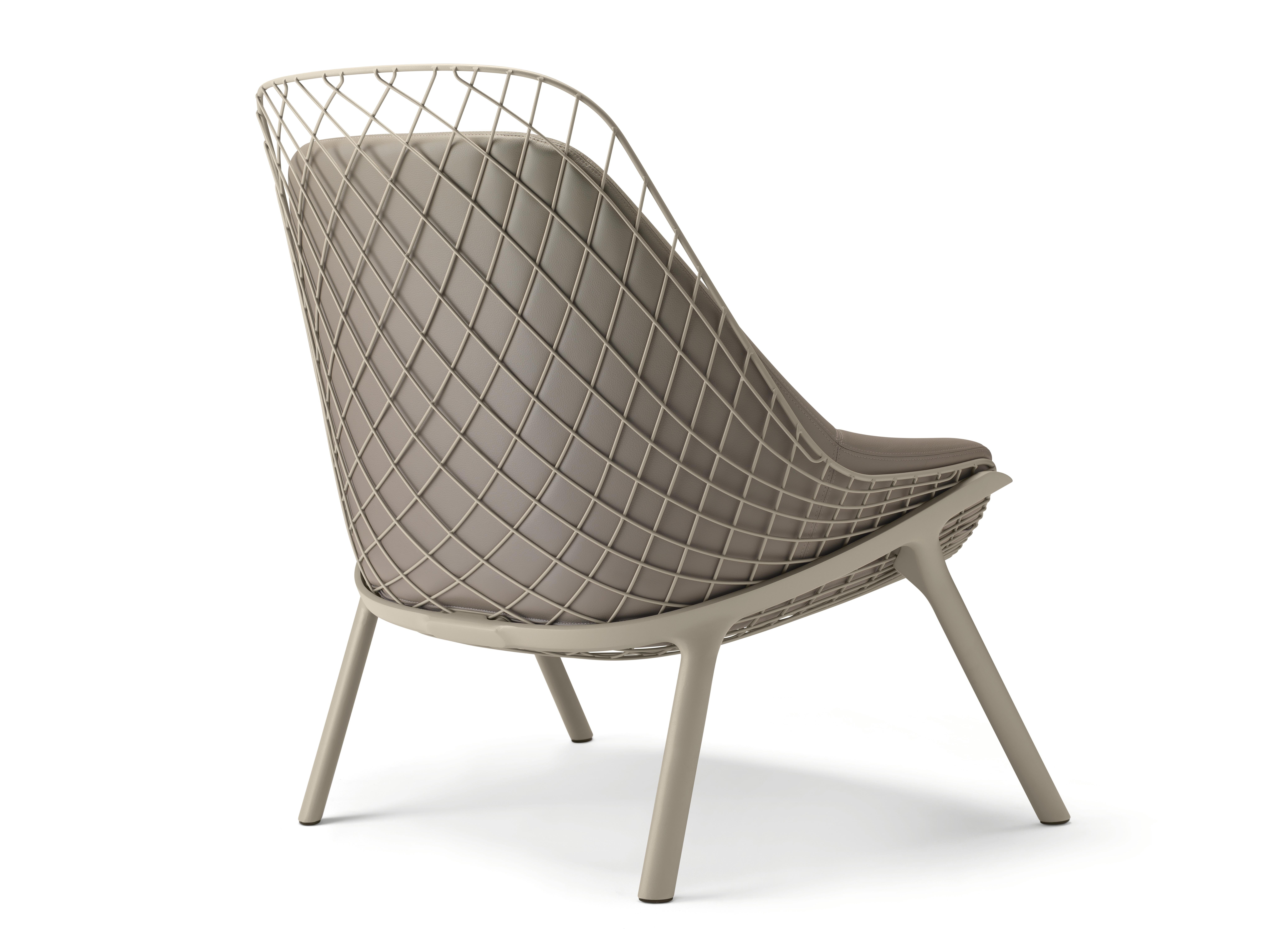 Alias 035 Gran Kobi Outdoor Armchair with Pad and Sand Lacquered Aluminum Frame by Patrick Norguet

Armchair with shell in lacquered steel; support belt and legs in lacquered aluminium. Cushion in expanded polyuretane upholstered in fabric or