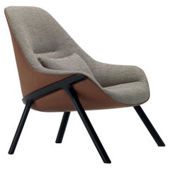 Alias 038 Poltrona Gran Kobi Essentiel con sedile marrone/grigio e struttura laccata
